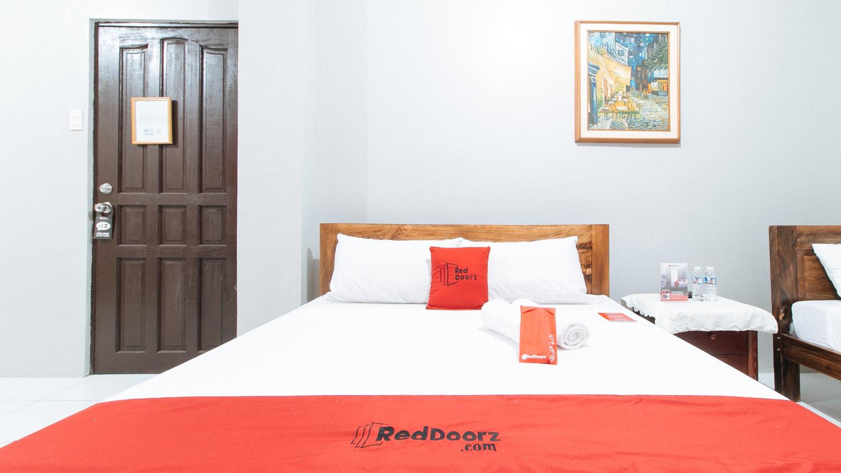 Deluxe Triple Room - Photo 15