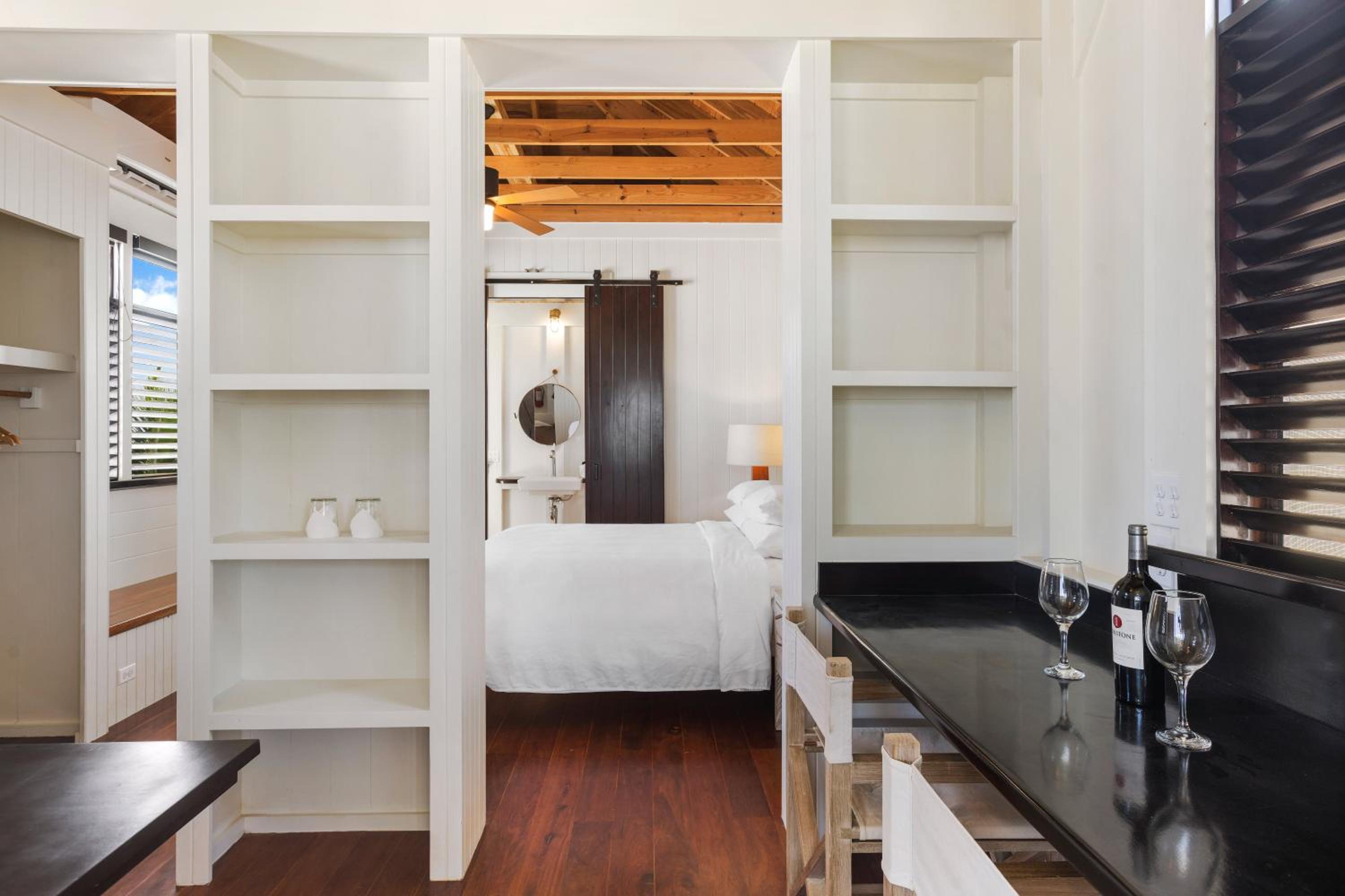 Upper Keeping Suite