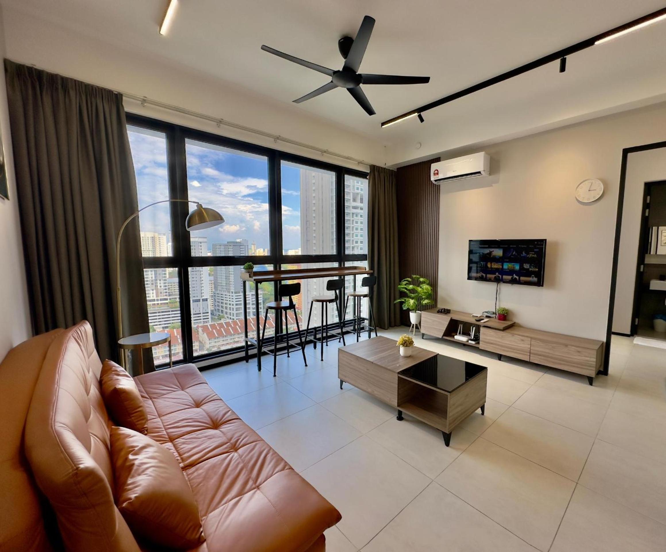 Two-Bedroom Deluxe Apartment