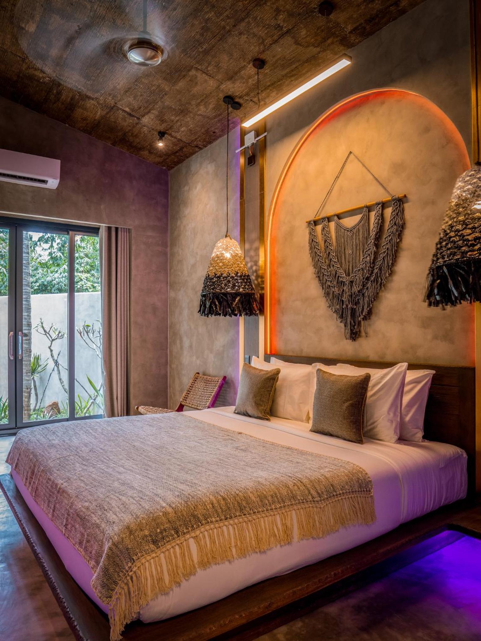 One-Bedroom Villa - Photo 12