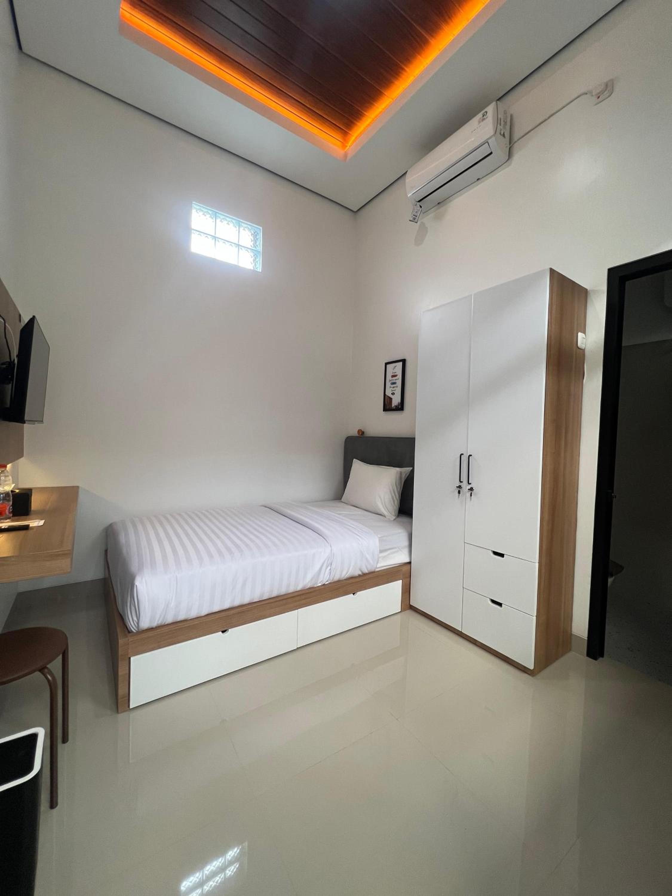 Single Room photo 1
