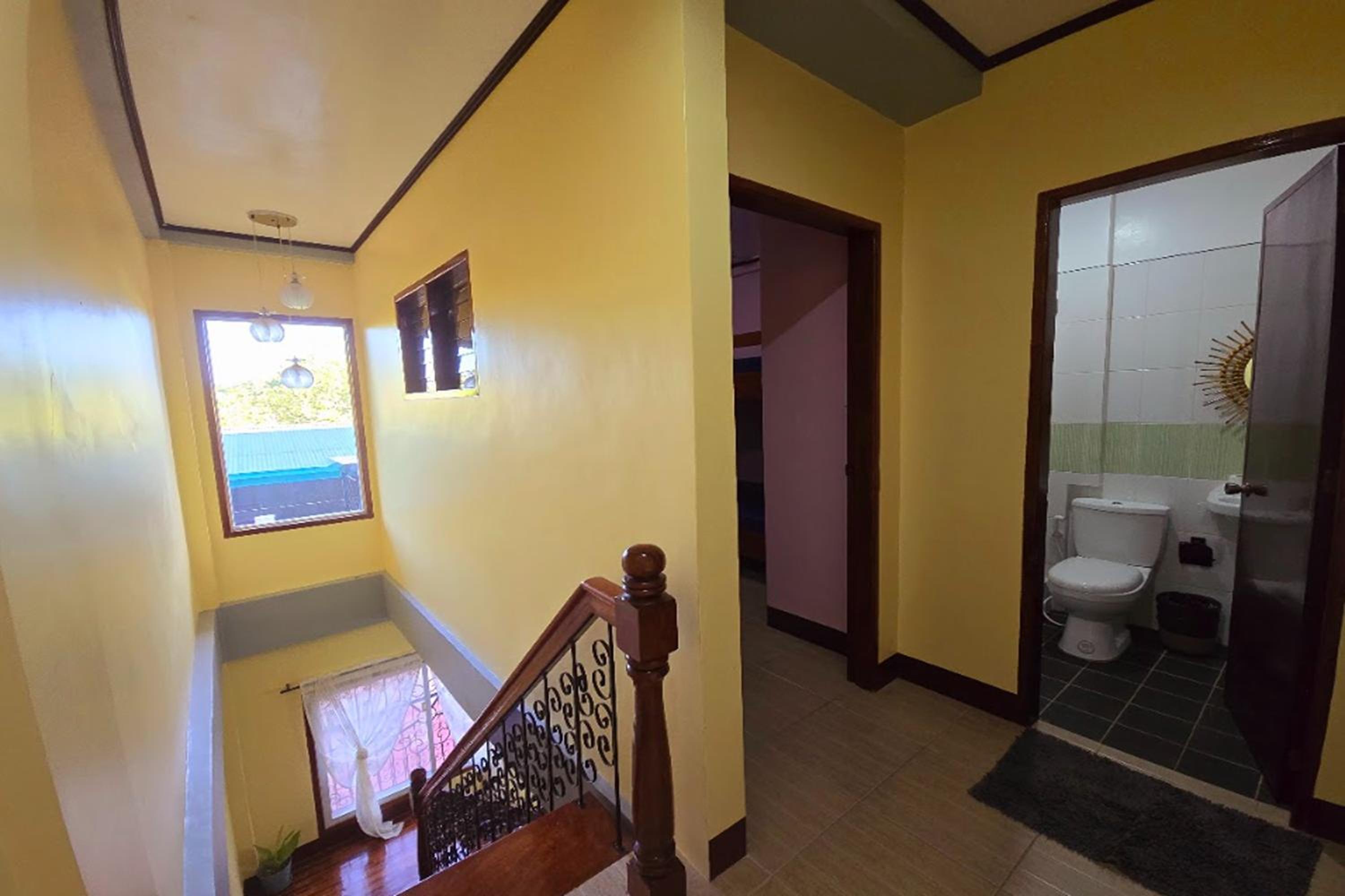 Family Room - Photo 15