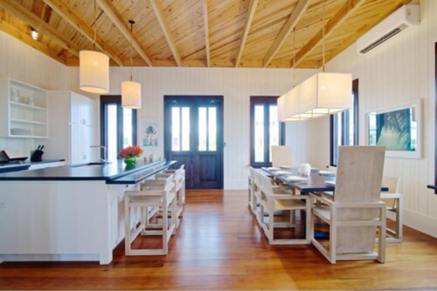 Family Cottage with Pool