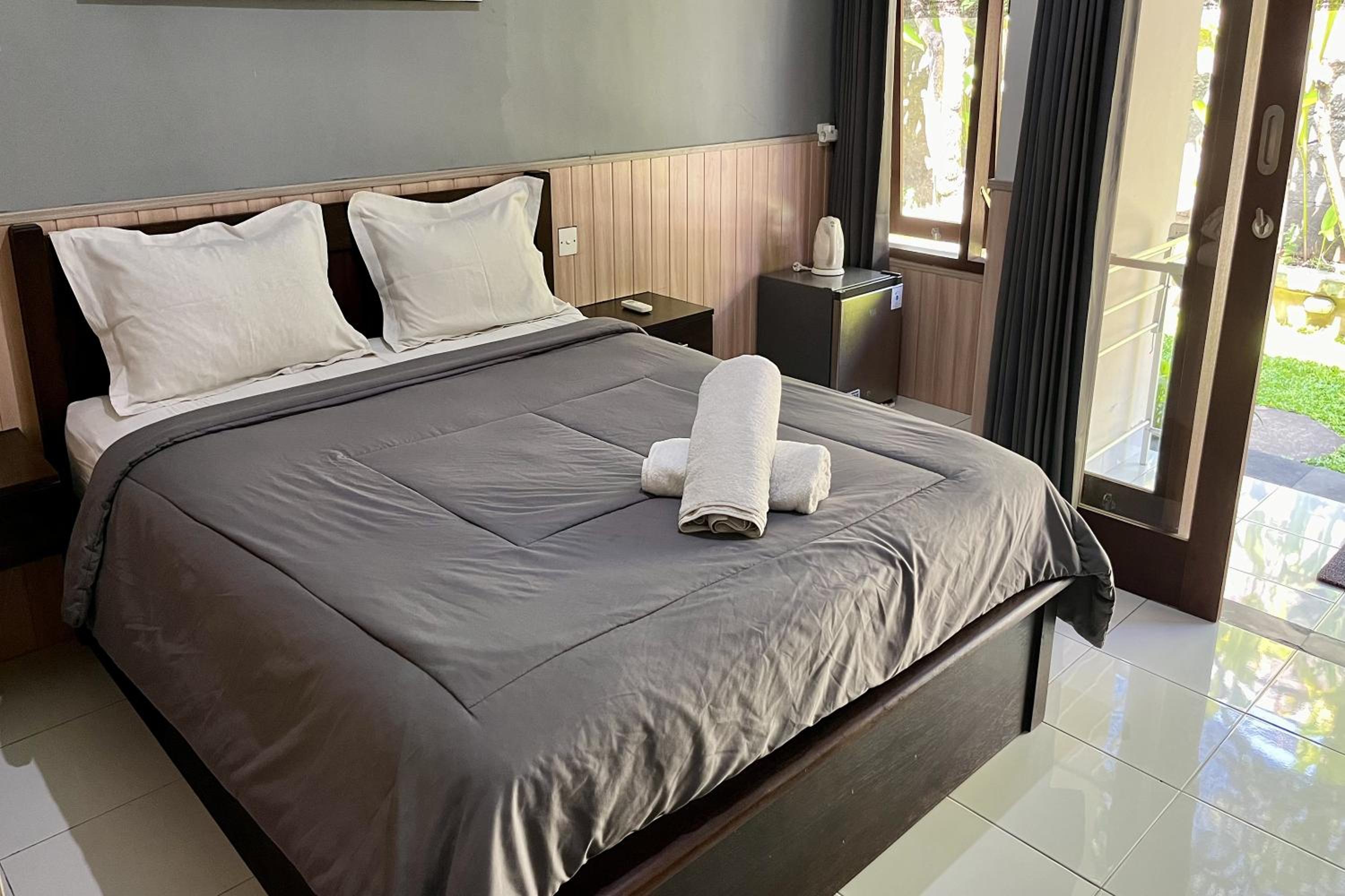 Standard Double Room - Photo 27