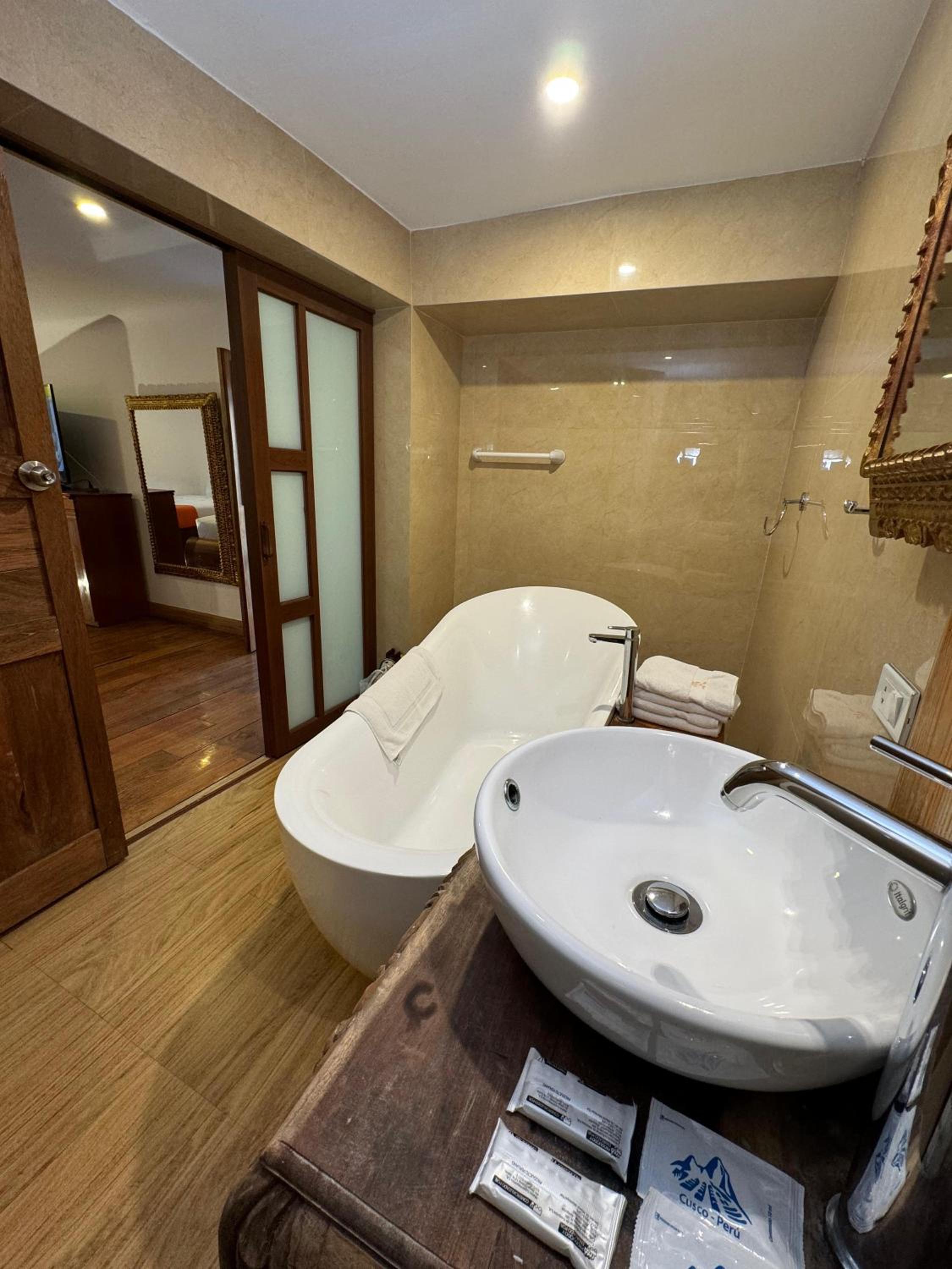 Deluxe Double Room photo 3