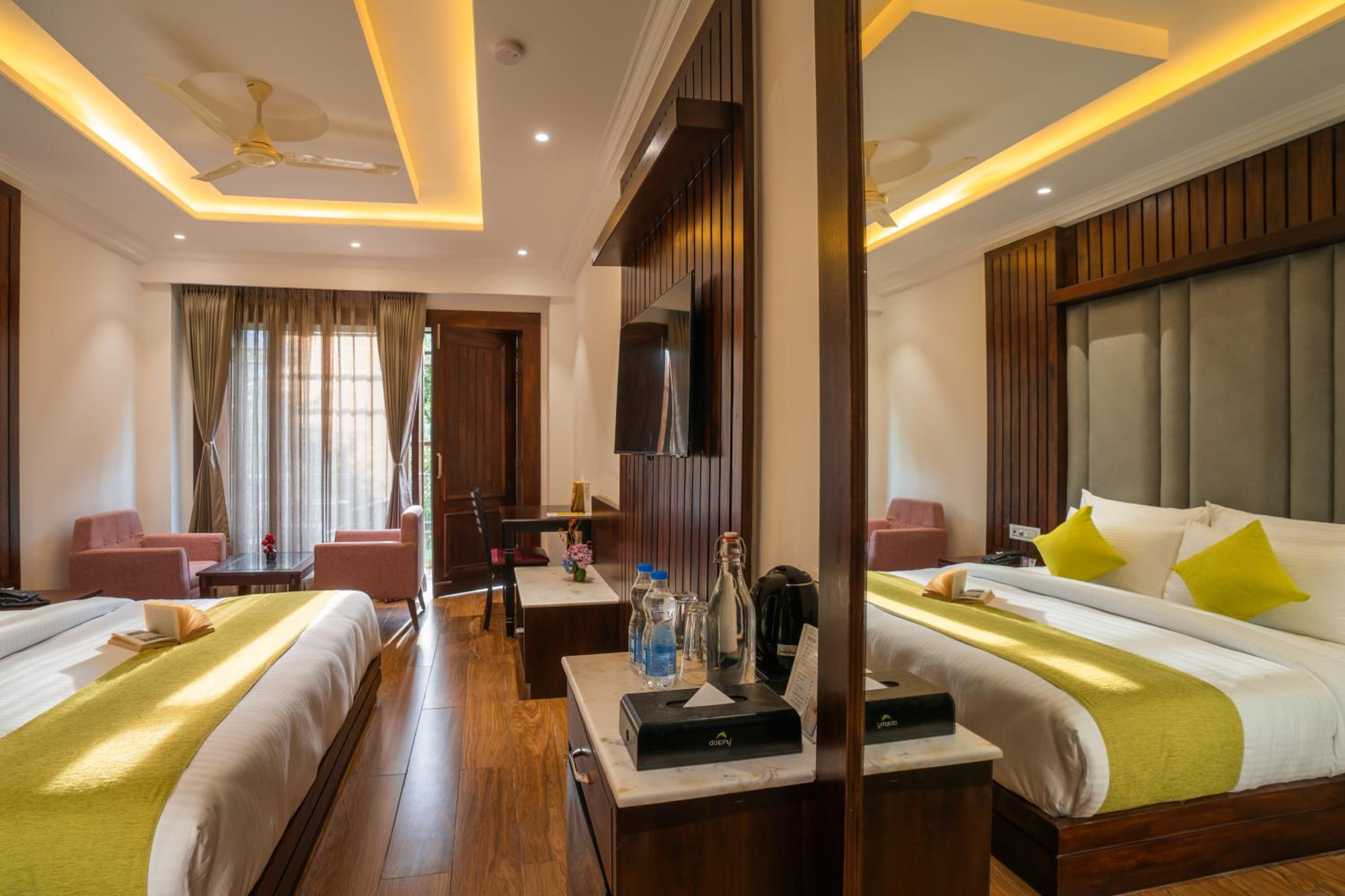 Deluxe Room - Photo 4