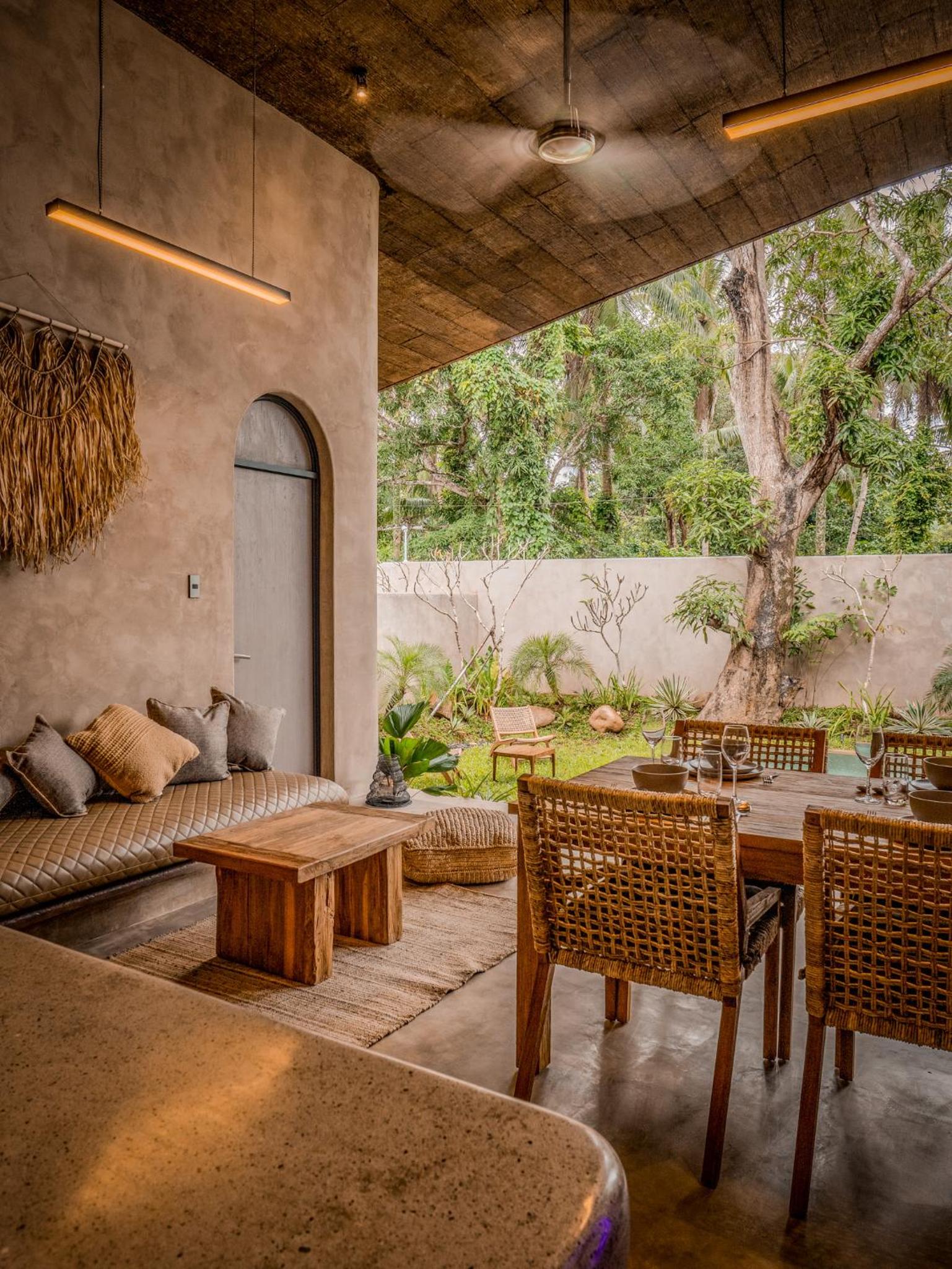 Three-Bedroom Villa - Photo 31