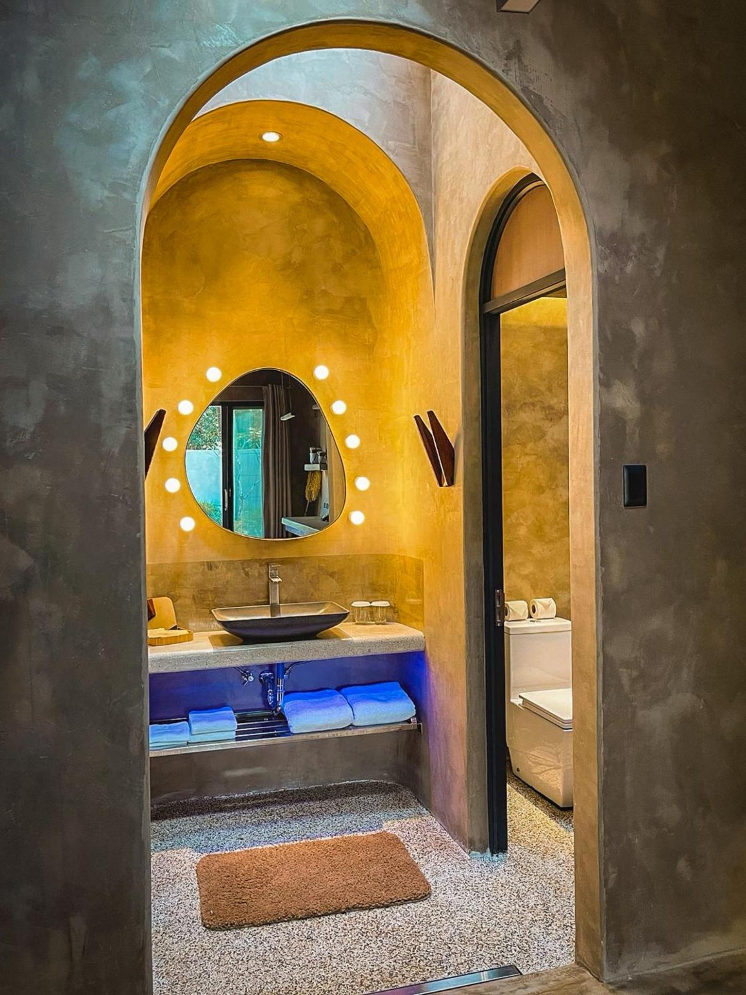 Three-Bedroom Villa - Photo 14