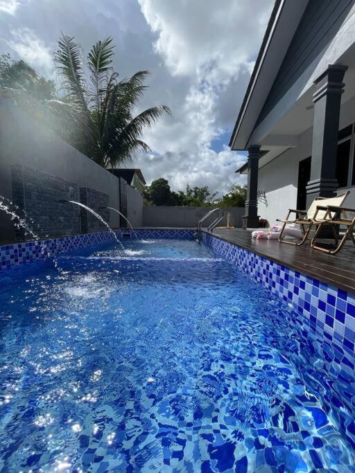 Three-Bedroom Villa photo 1