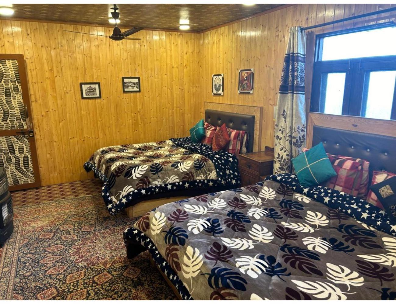 Deluxe Queen Room photo 3