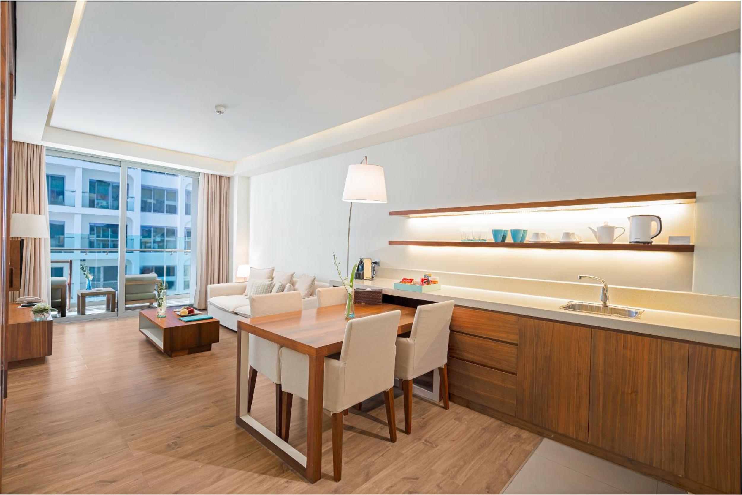 Special Offer - Two-bedroom City View Suite with Balcony photo 1