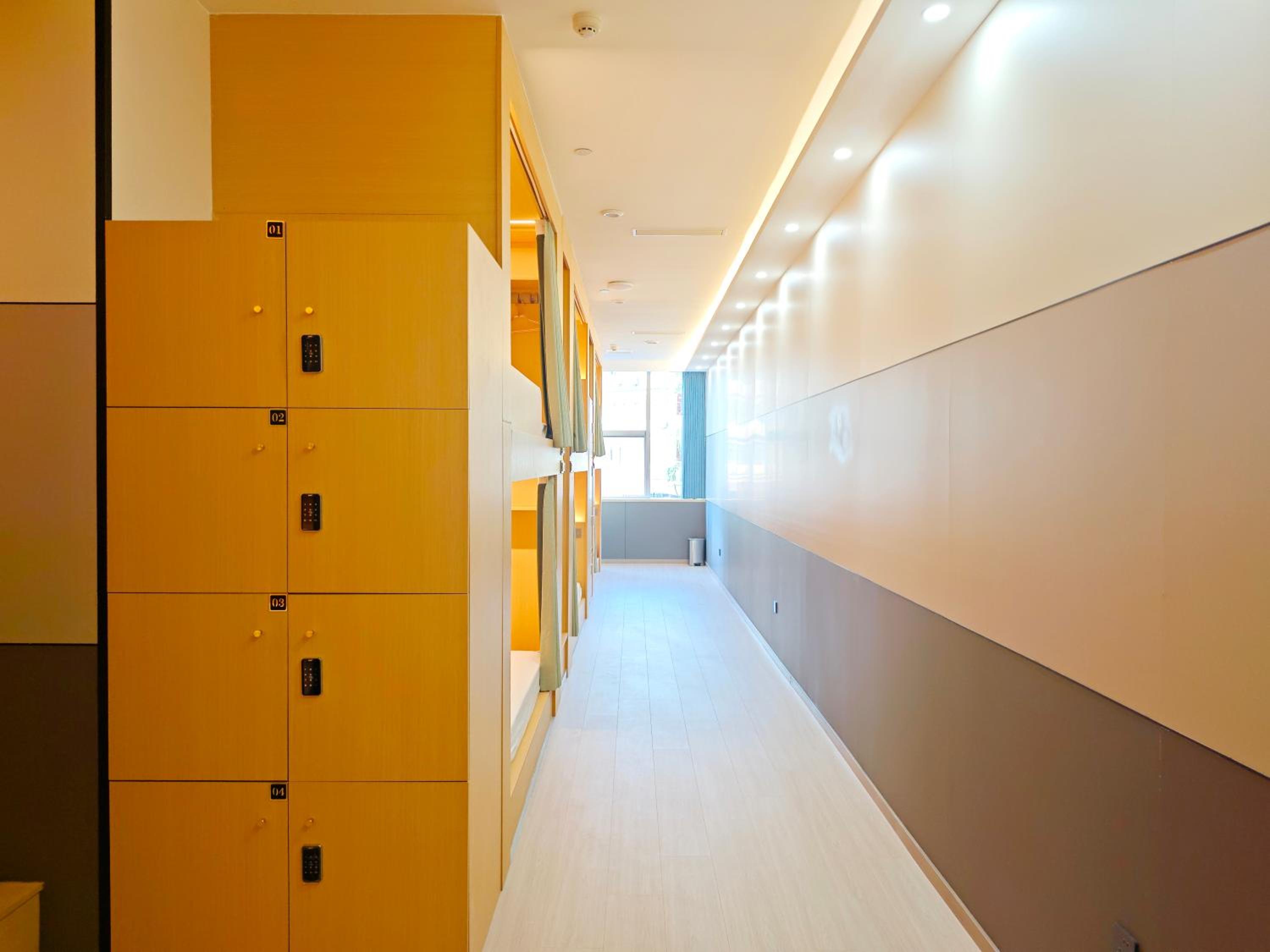 Bunk Bed in Female Dormitory Room   photo 2