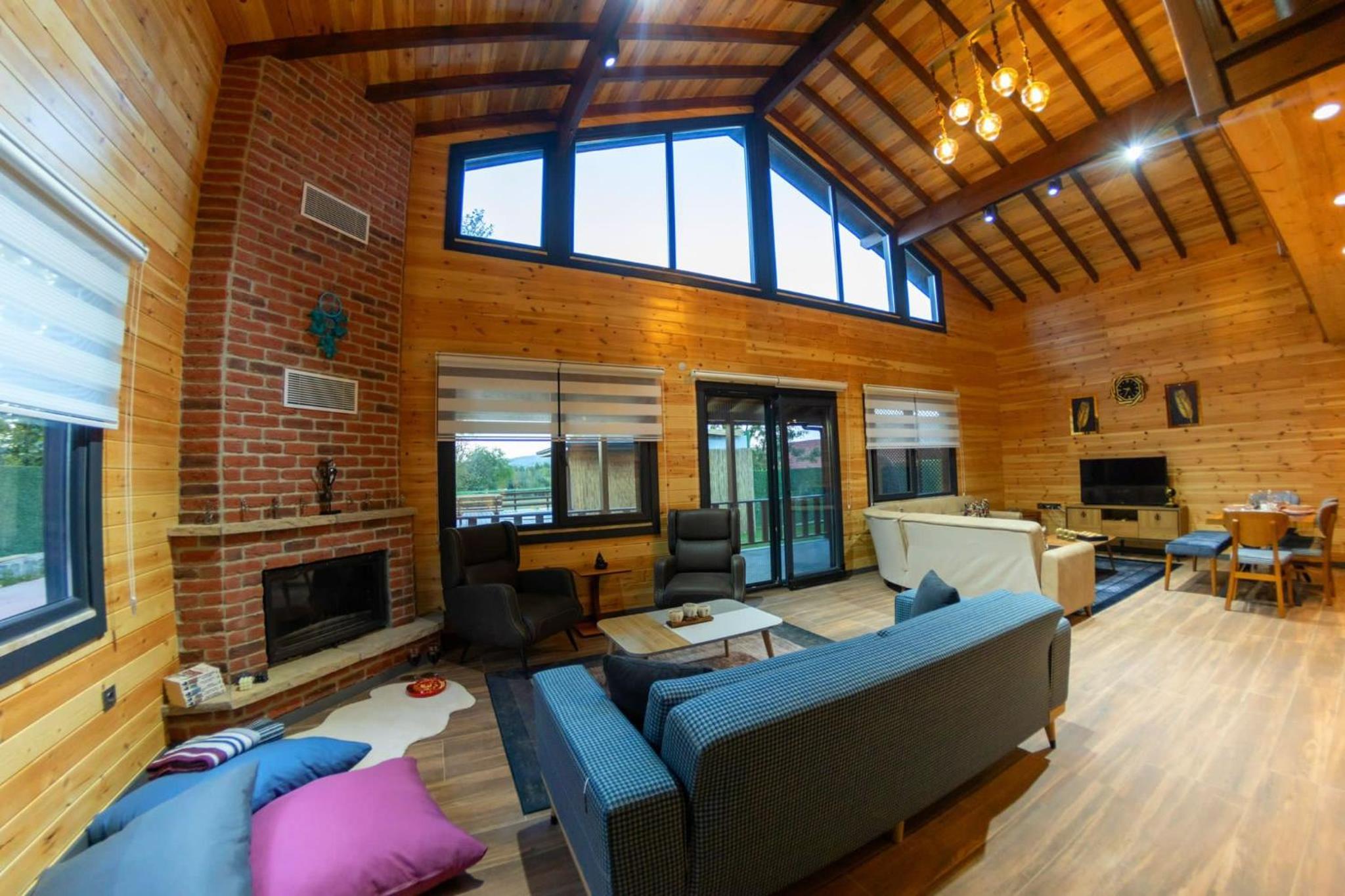 Family Bungalow photo 1