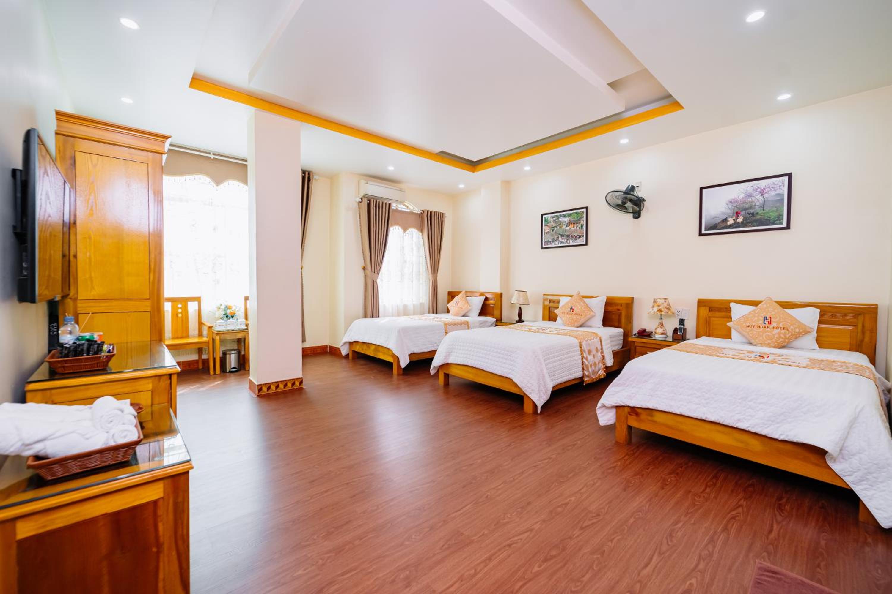 Deluxe Triple Room photo 2