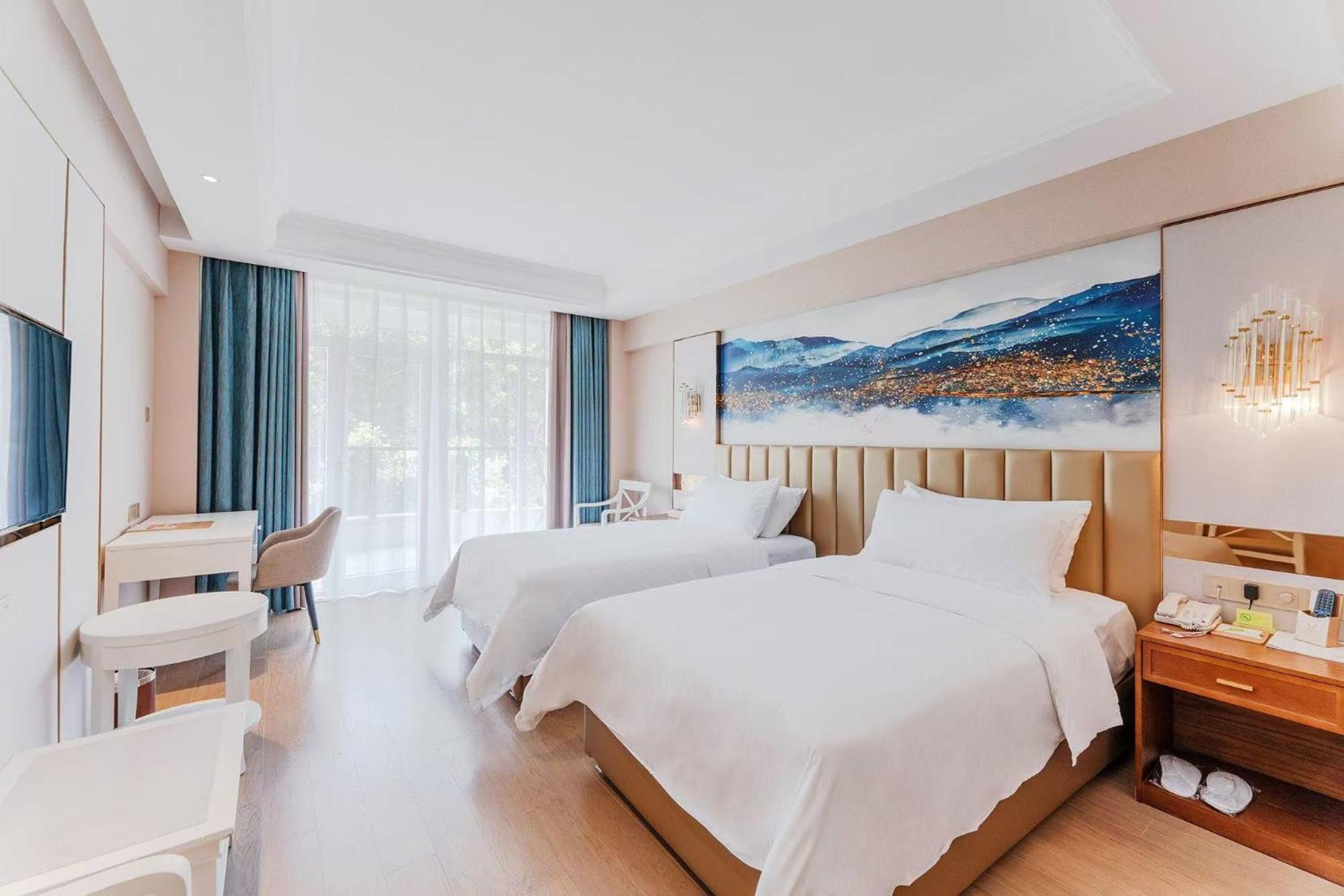 Deluxe Twin Room photo 1