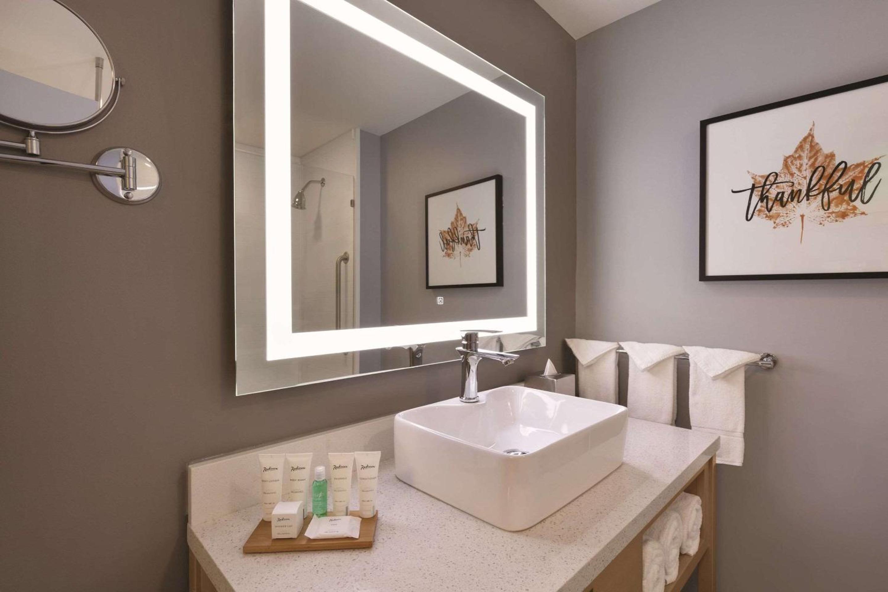 King Suite - Disability Access/Non Smoking