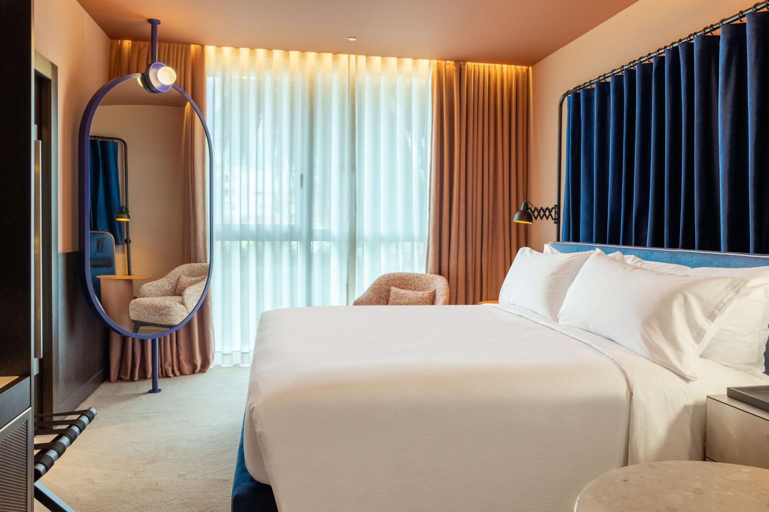 King Guest Room - Photo 1