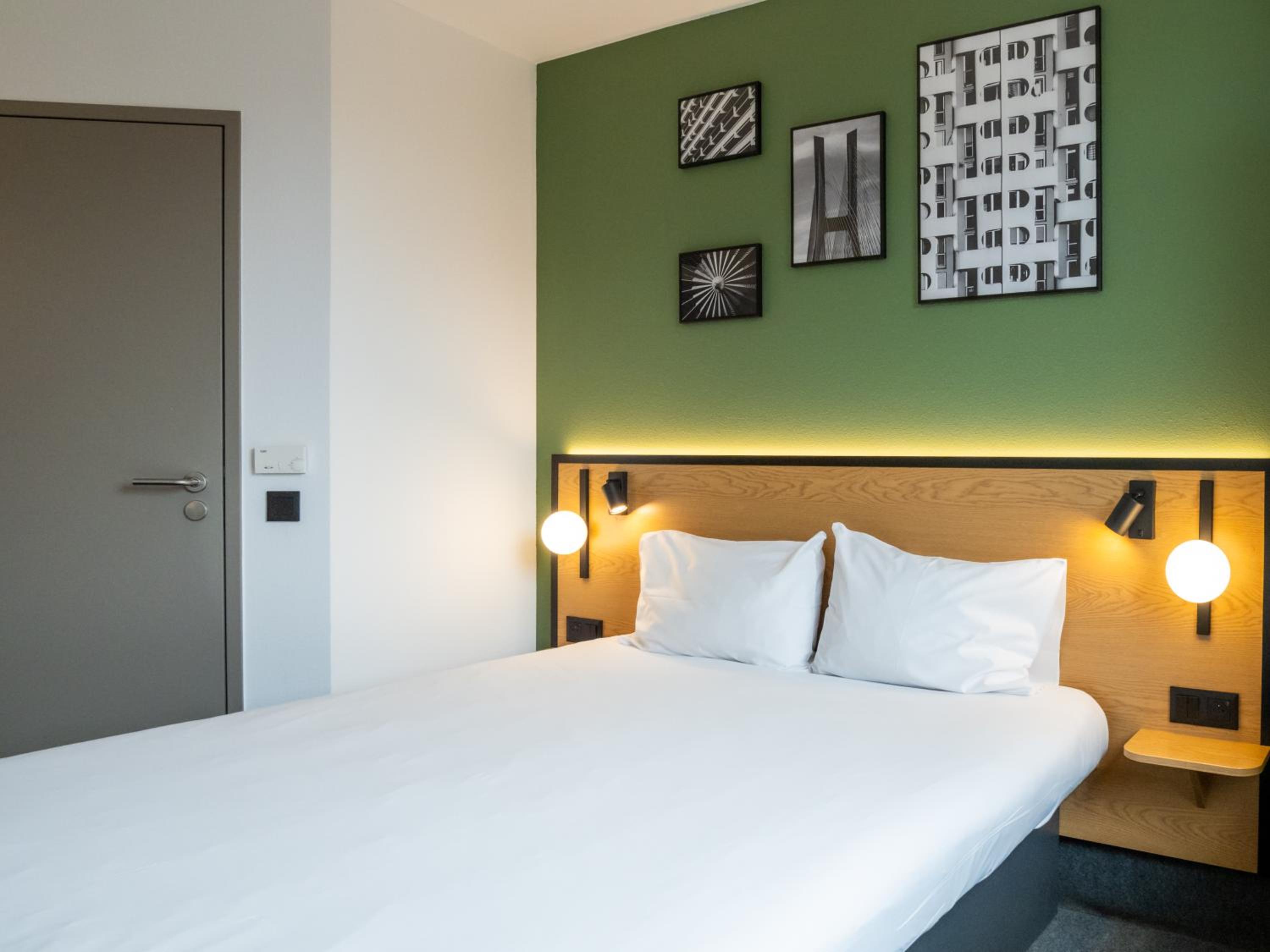 Double Room - Photo 6