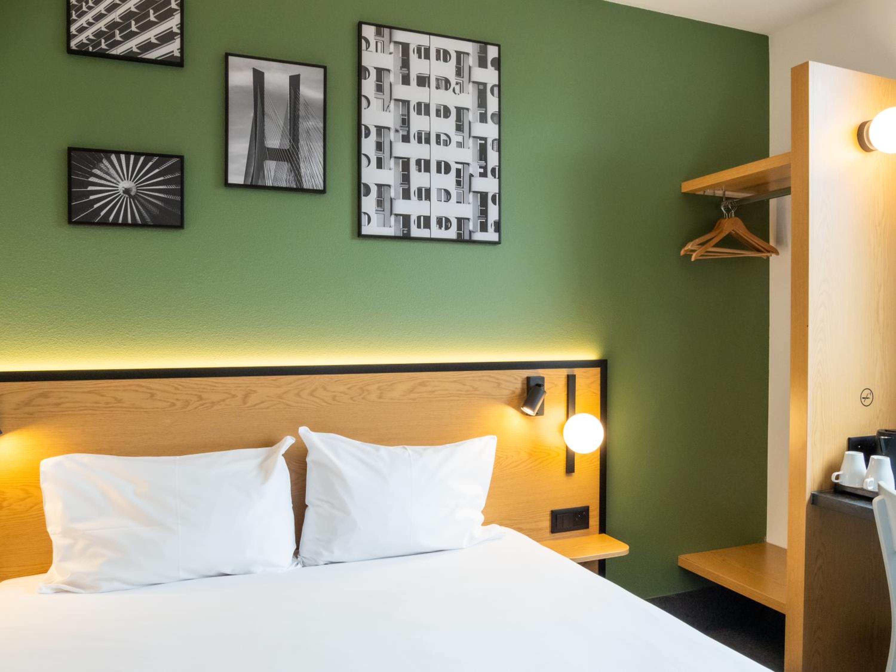 Double Room - Photo 13