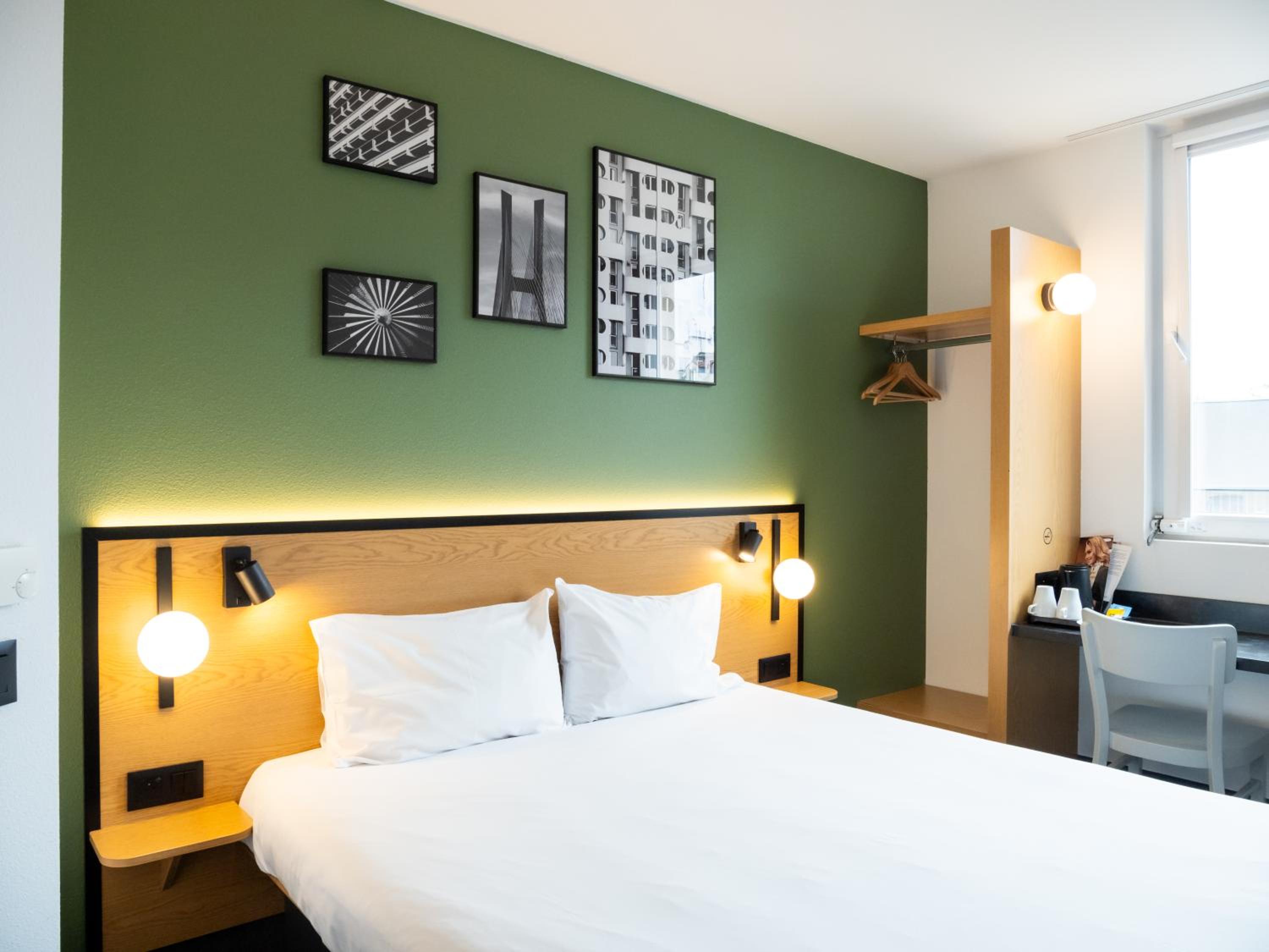 Double Room - Photo 9
