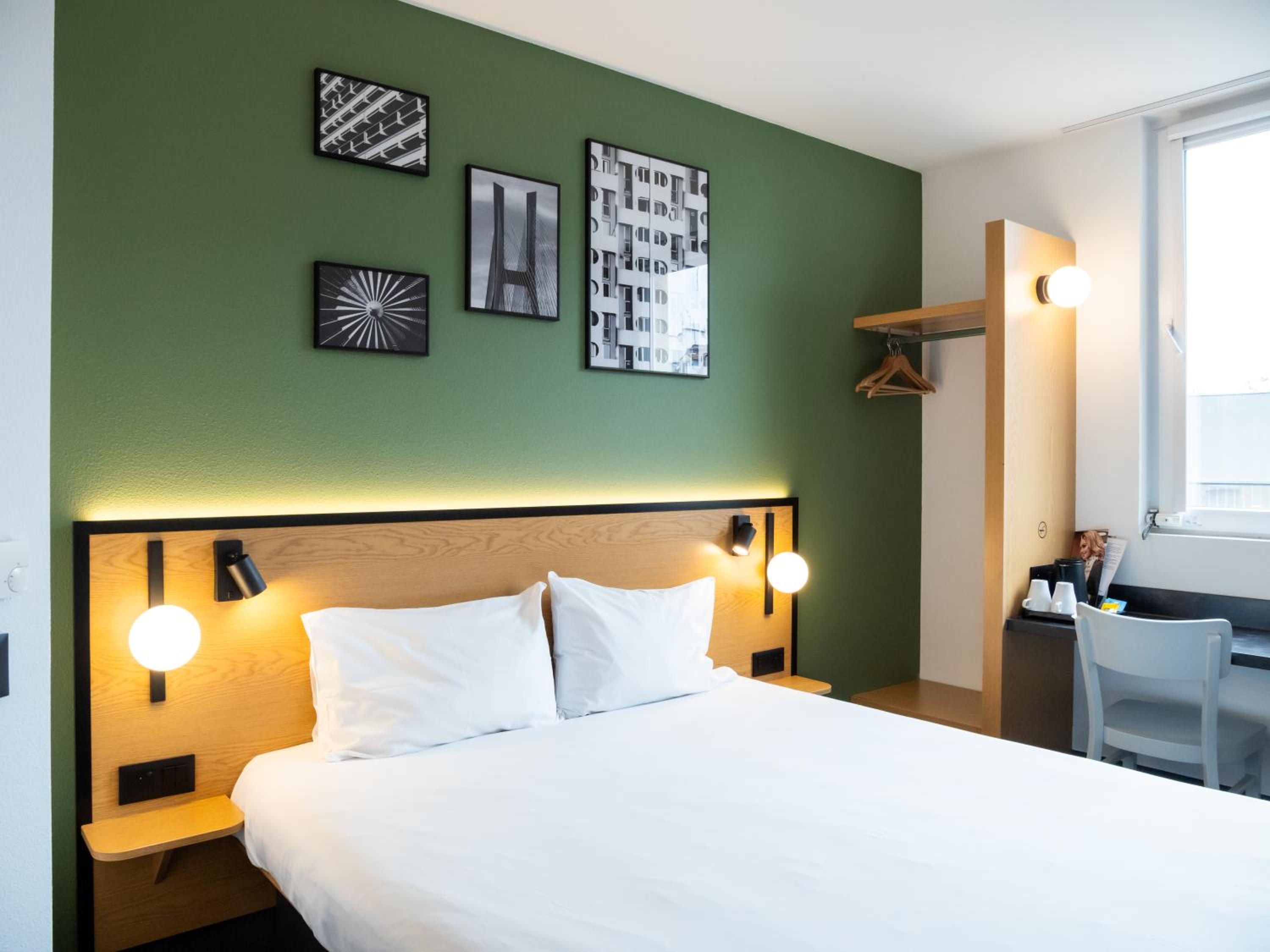 Double Room - Photo 7