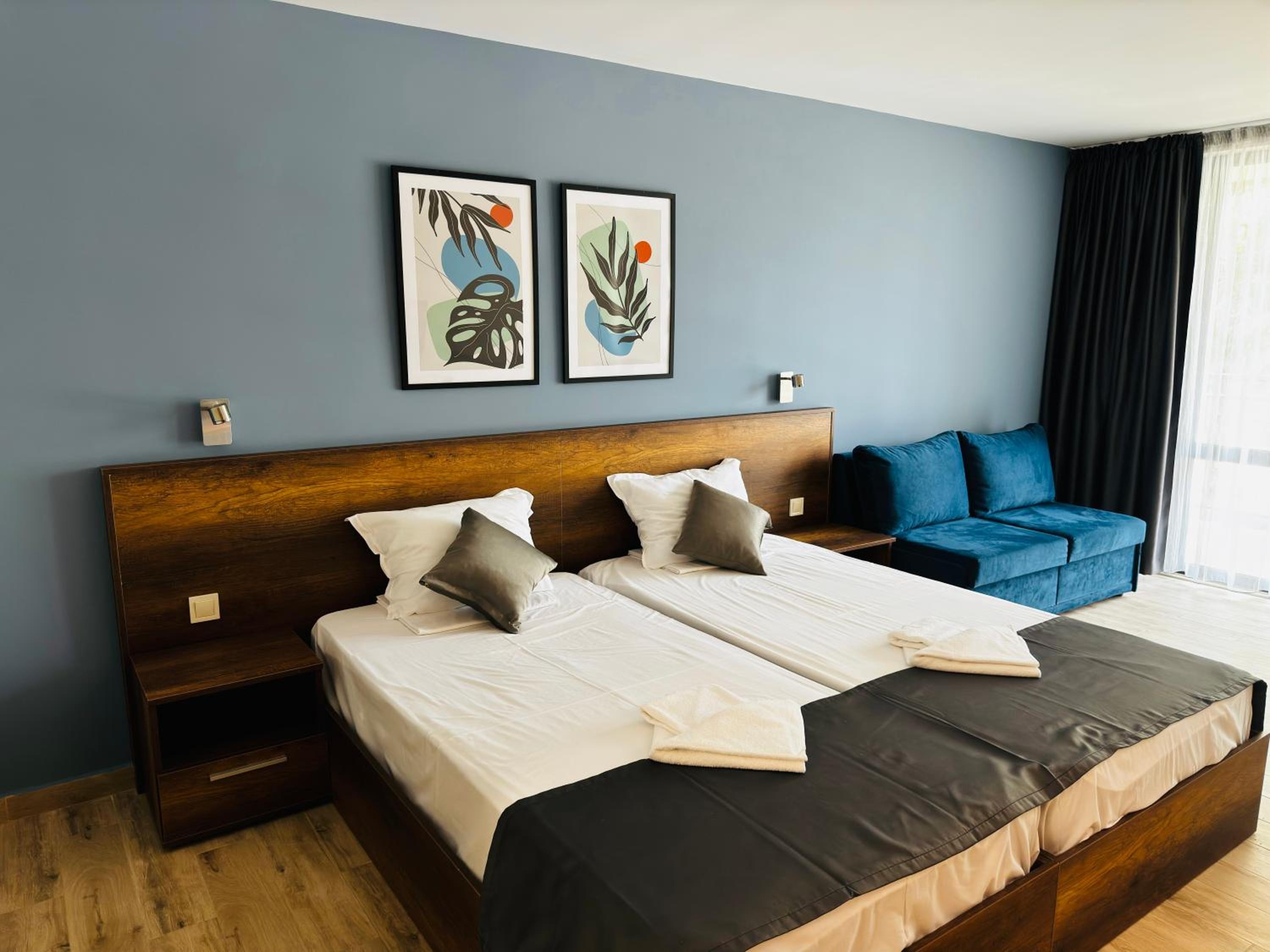 Large Double Room photo 3