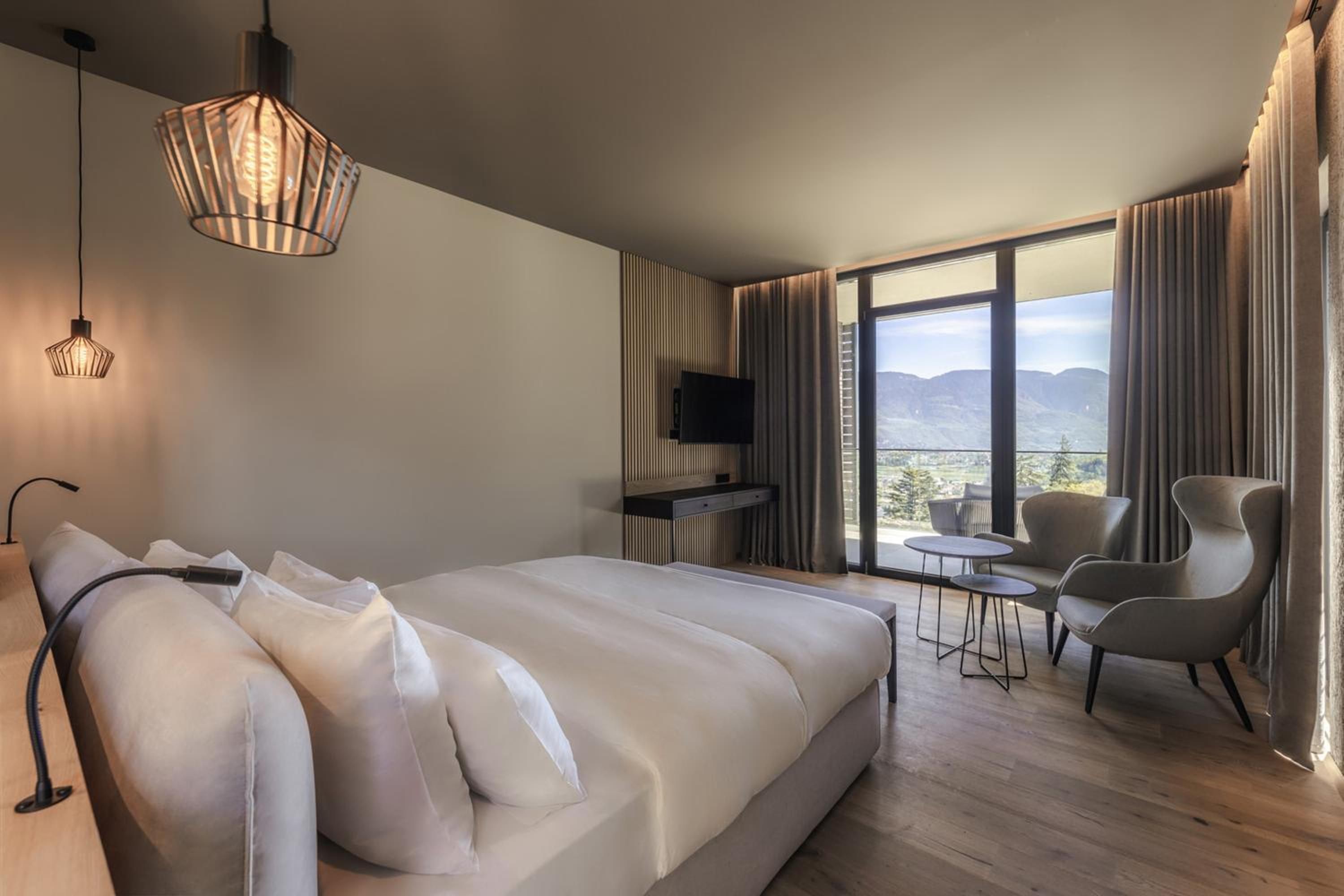 Deluxe "Rooftop" Suite