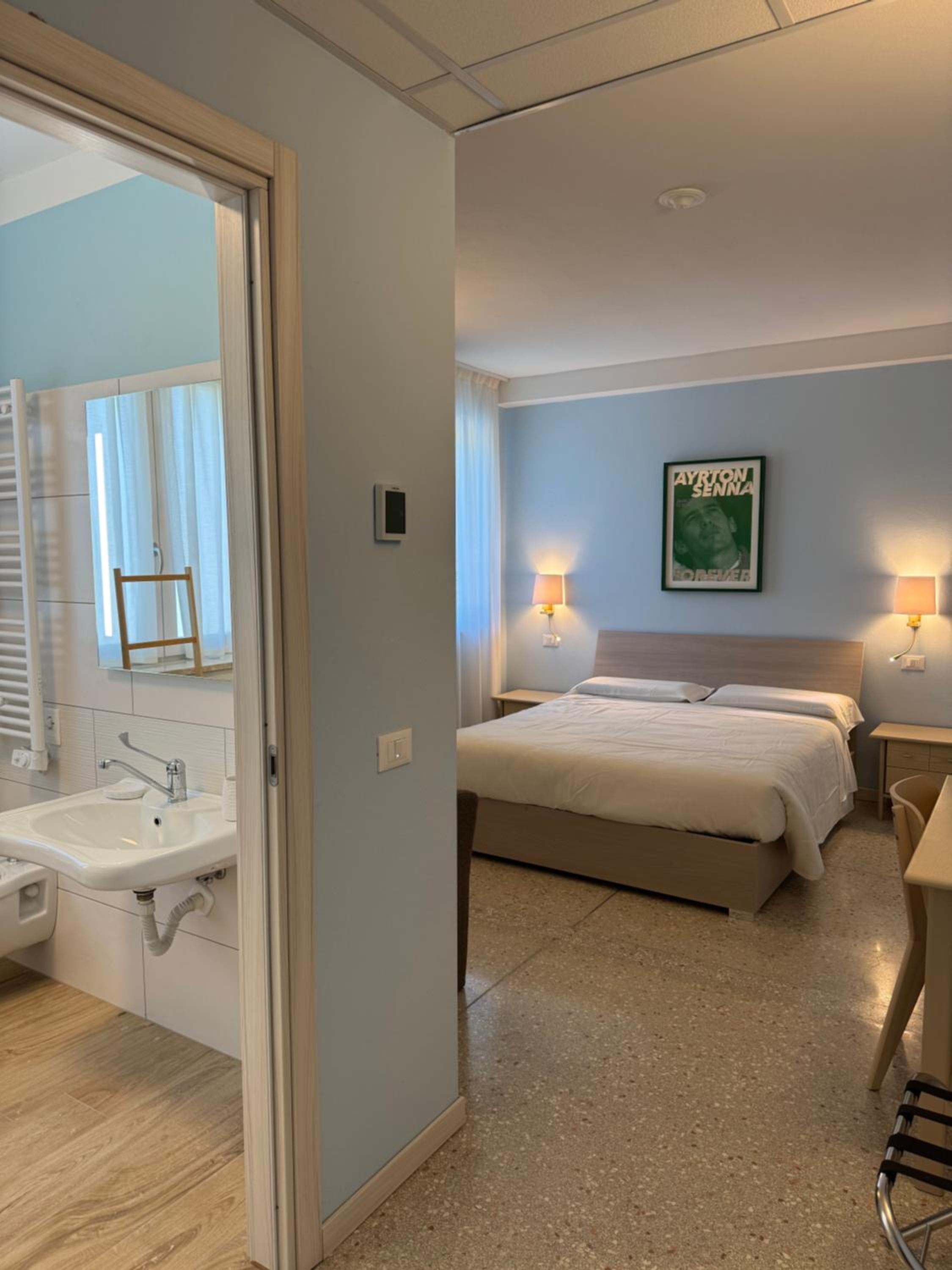 Double Room - Disability Access photo 1