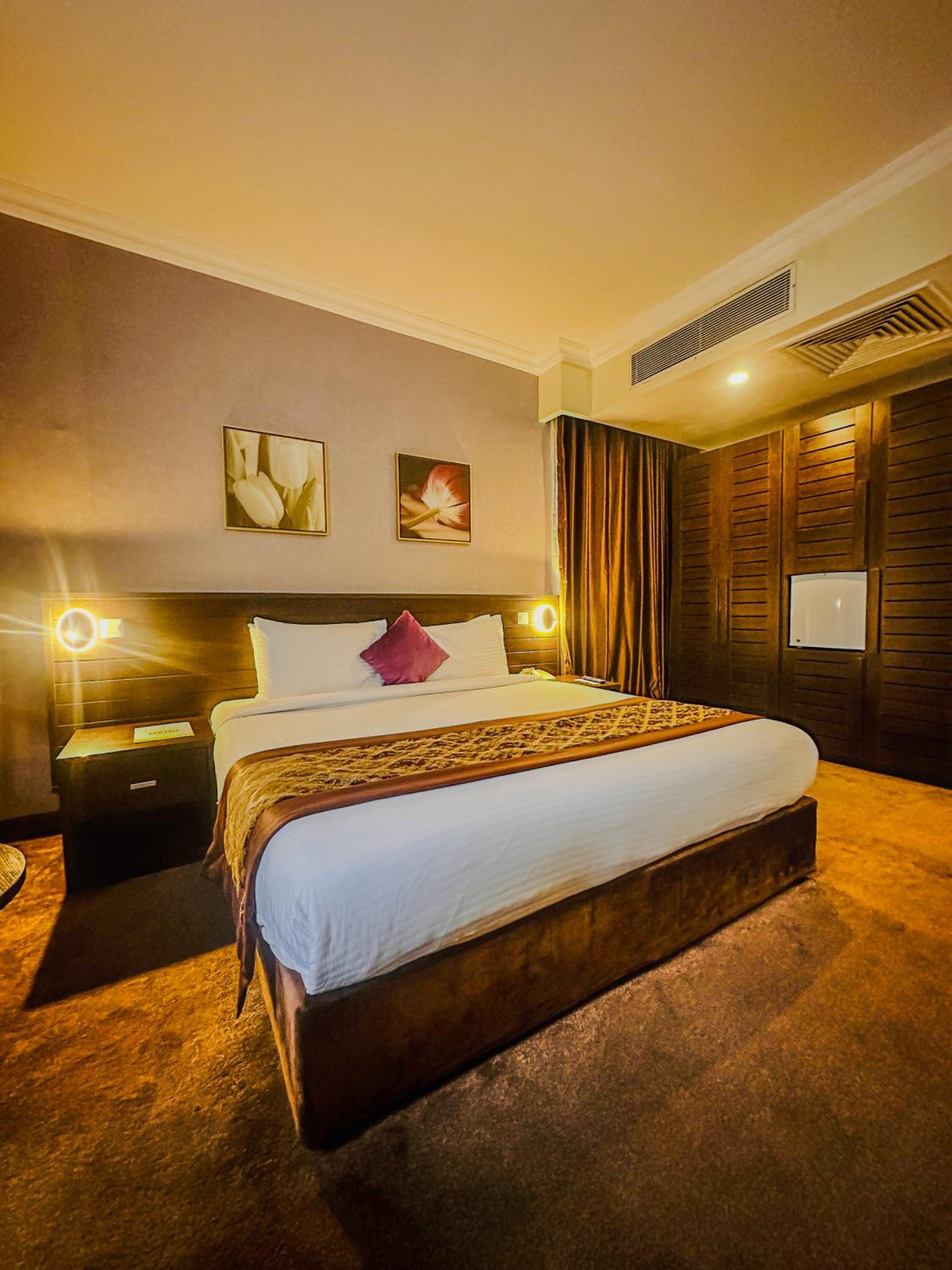 Deluxe Single Room photo 3