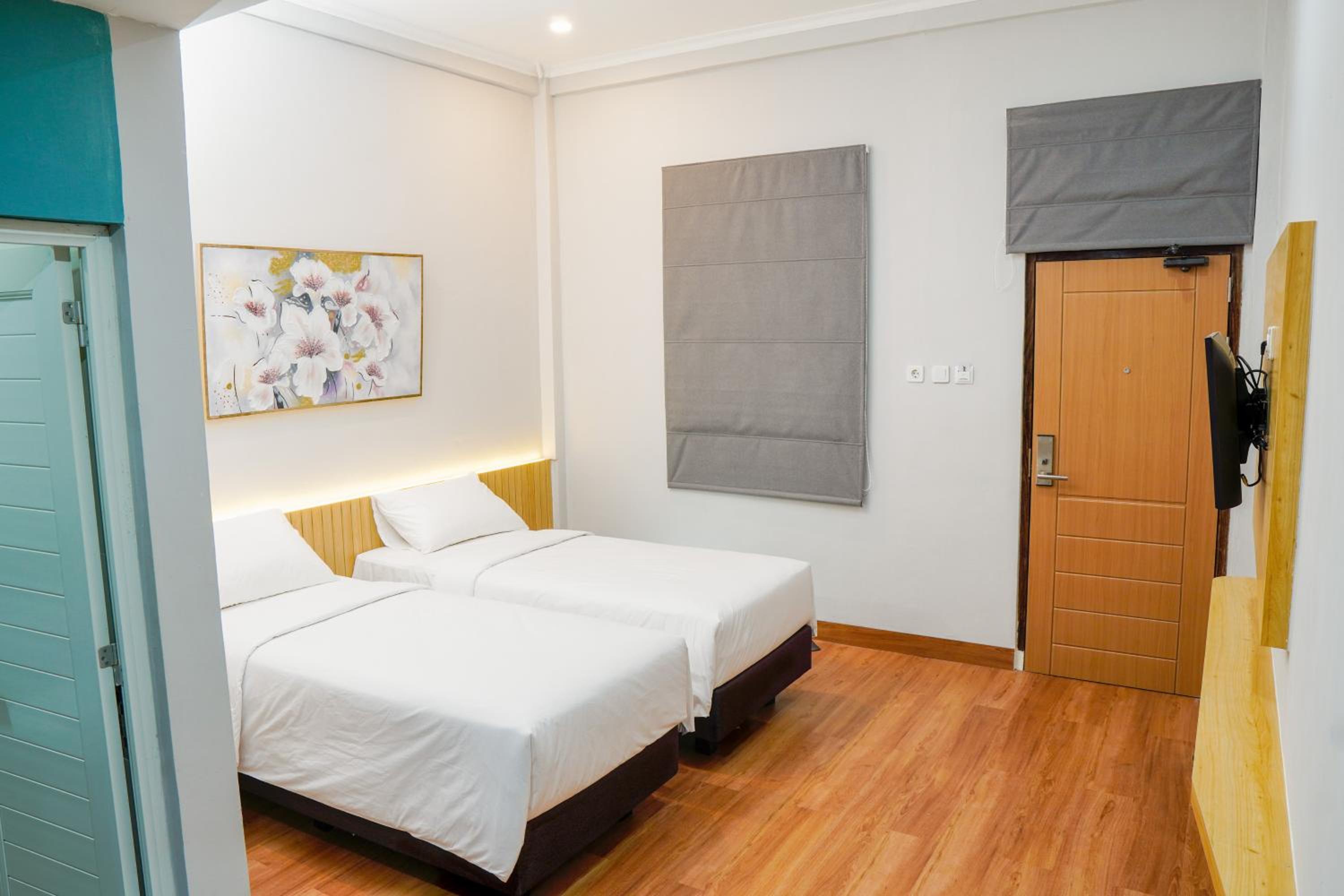 Double Room - Photo 3