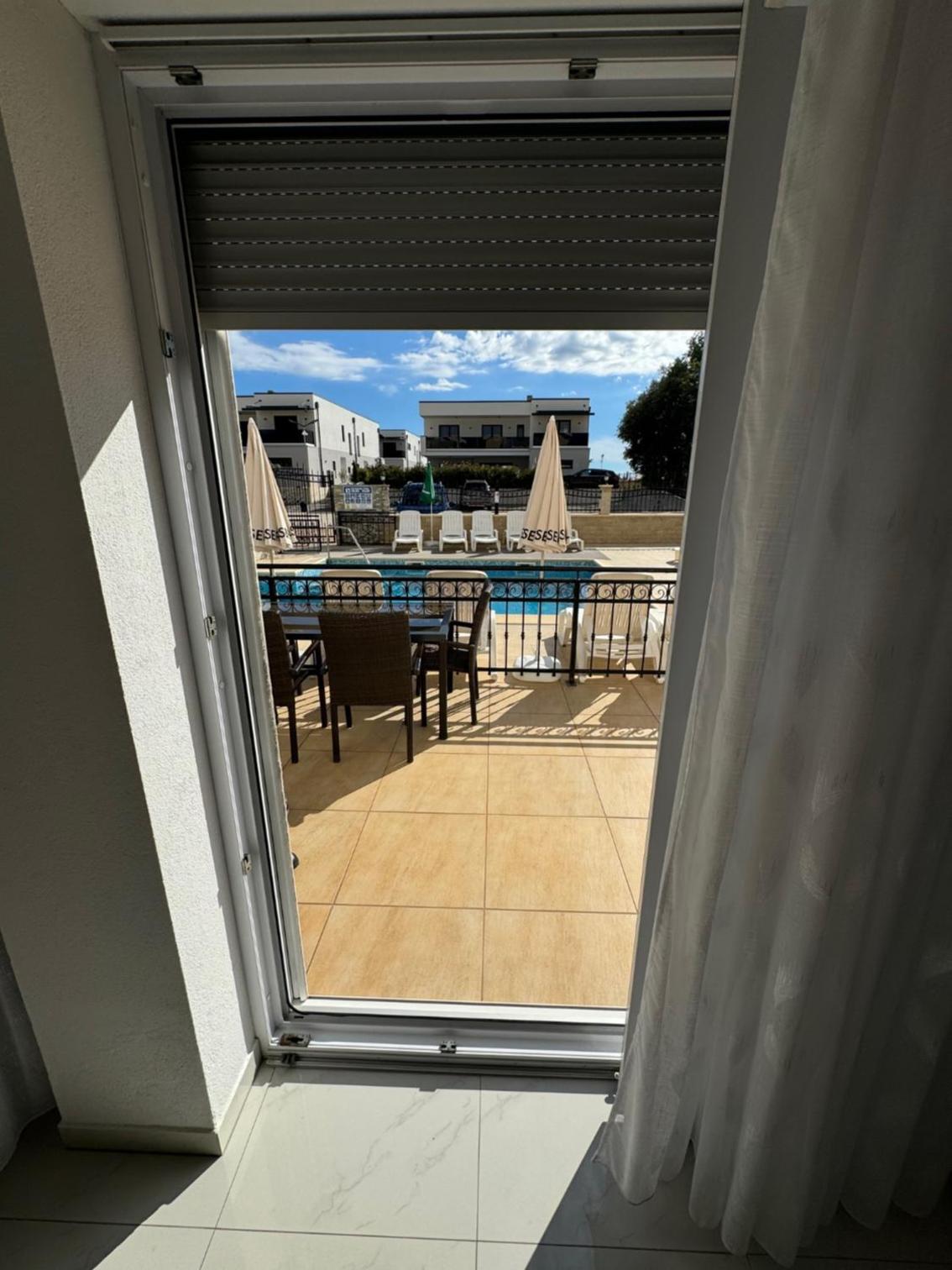 Apartment with Pool View  - Photo 7
