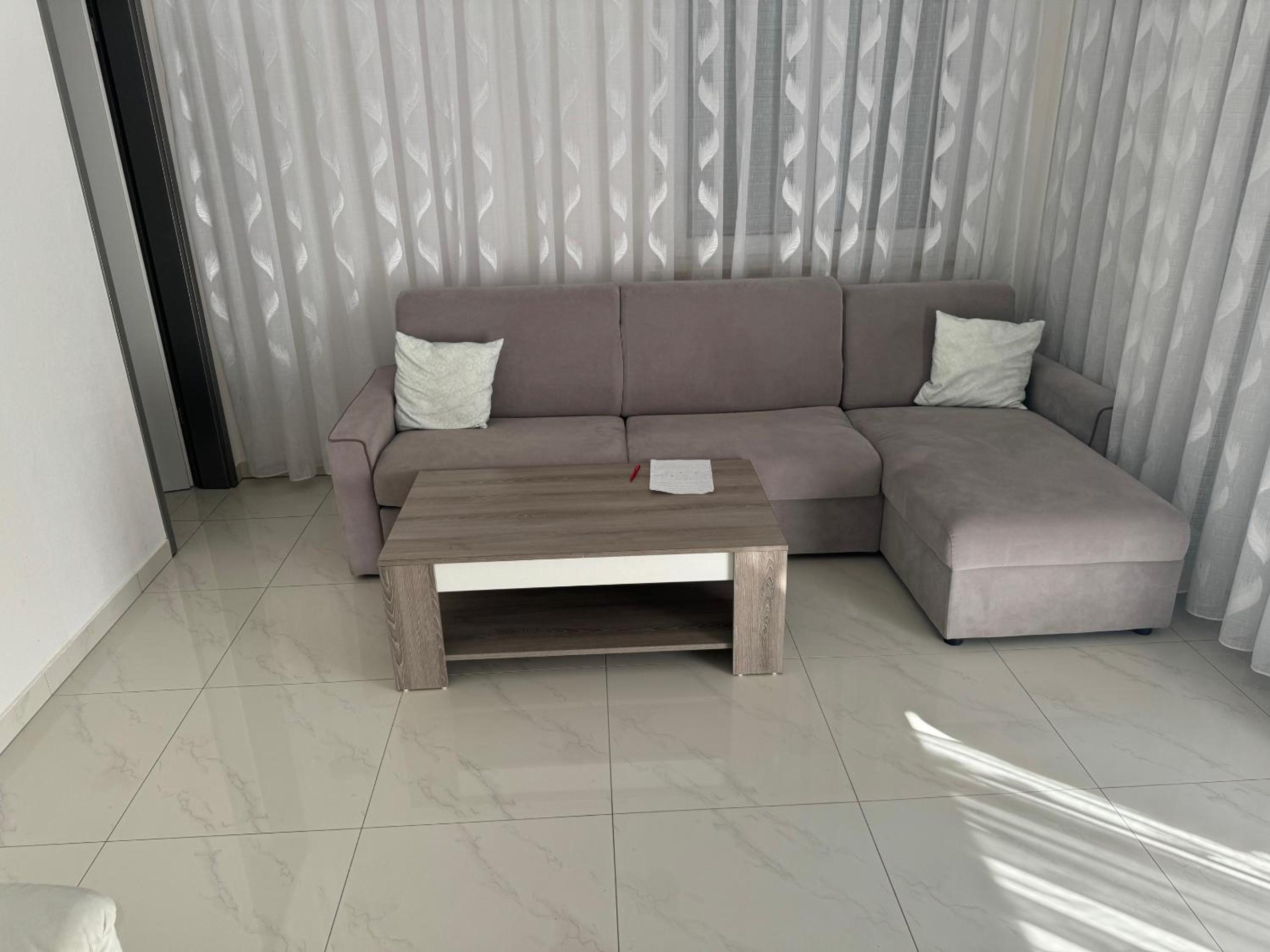 Apartment with Pool View  - Photo 12