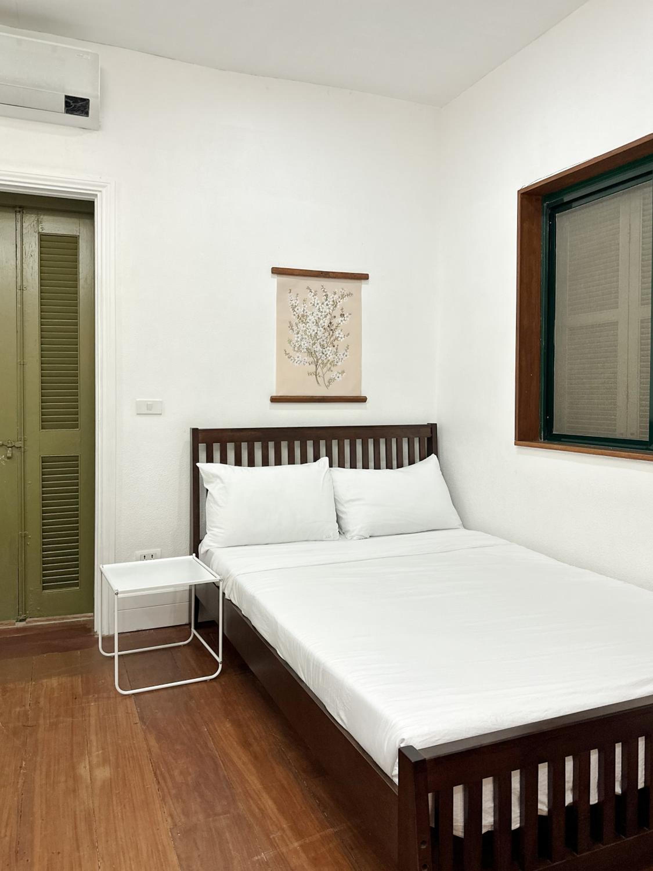 Basic Triple Room photo 2
