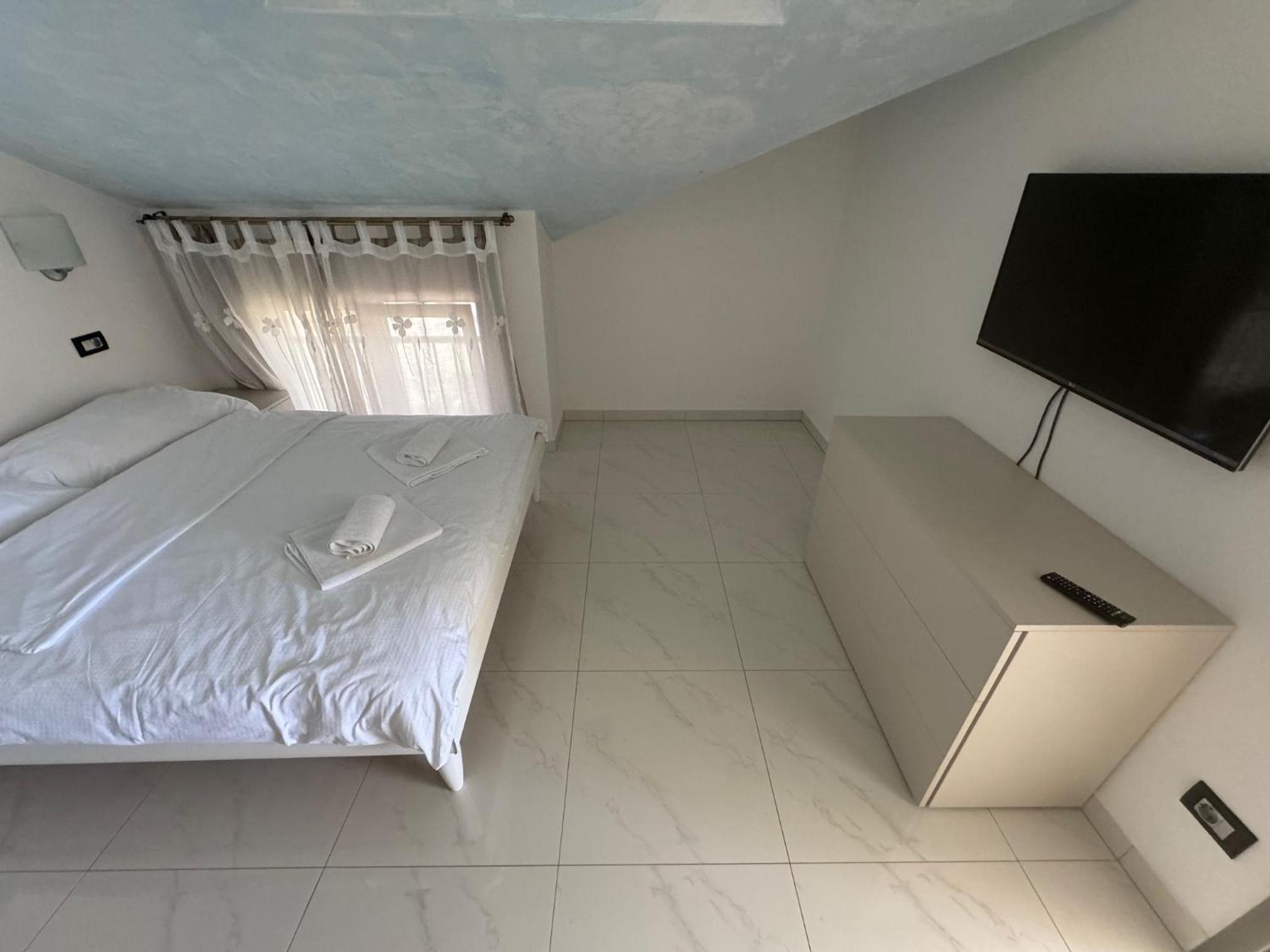 Penthouse Apartment - Photo 1