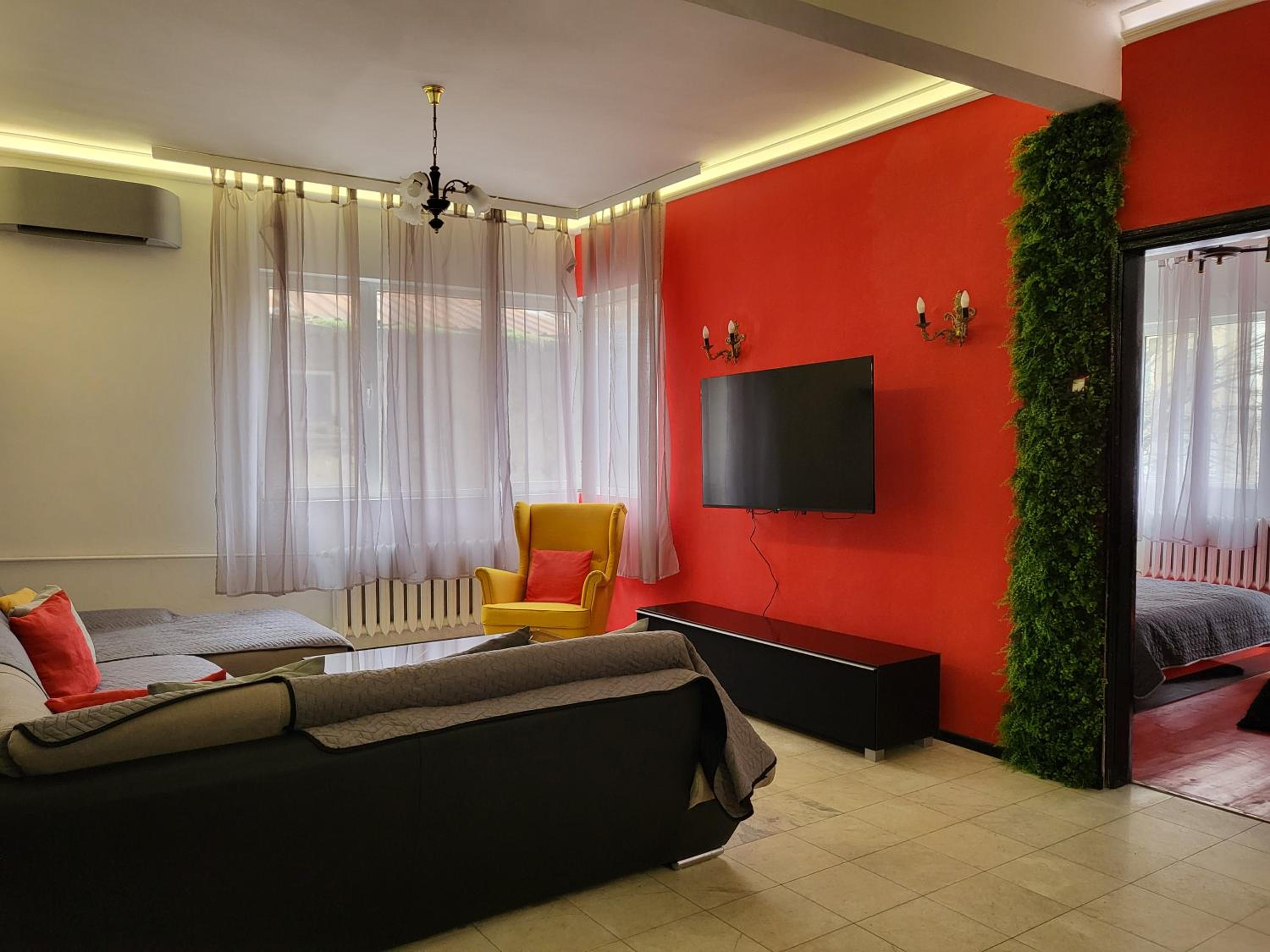 Two-Bedroom Apartment - Photo 36