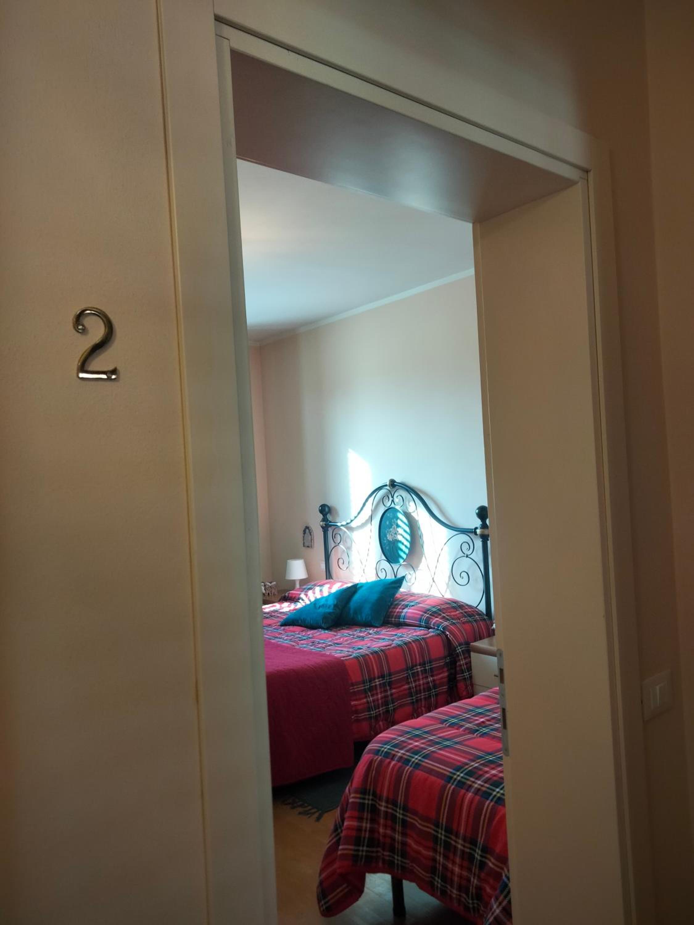 Two-Bedroom Apartment - Photo 25