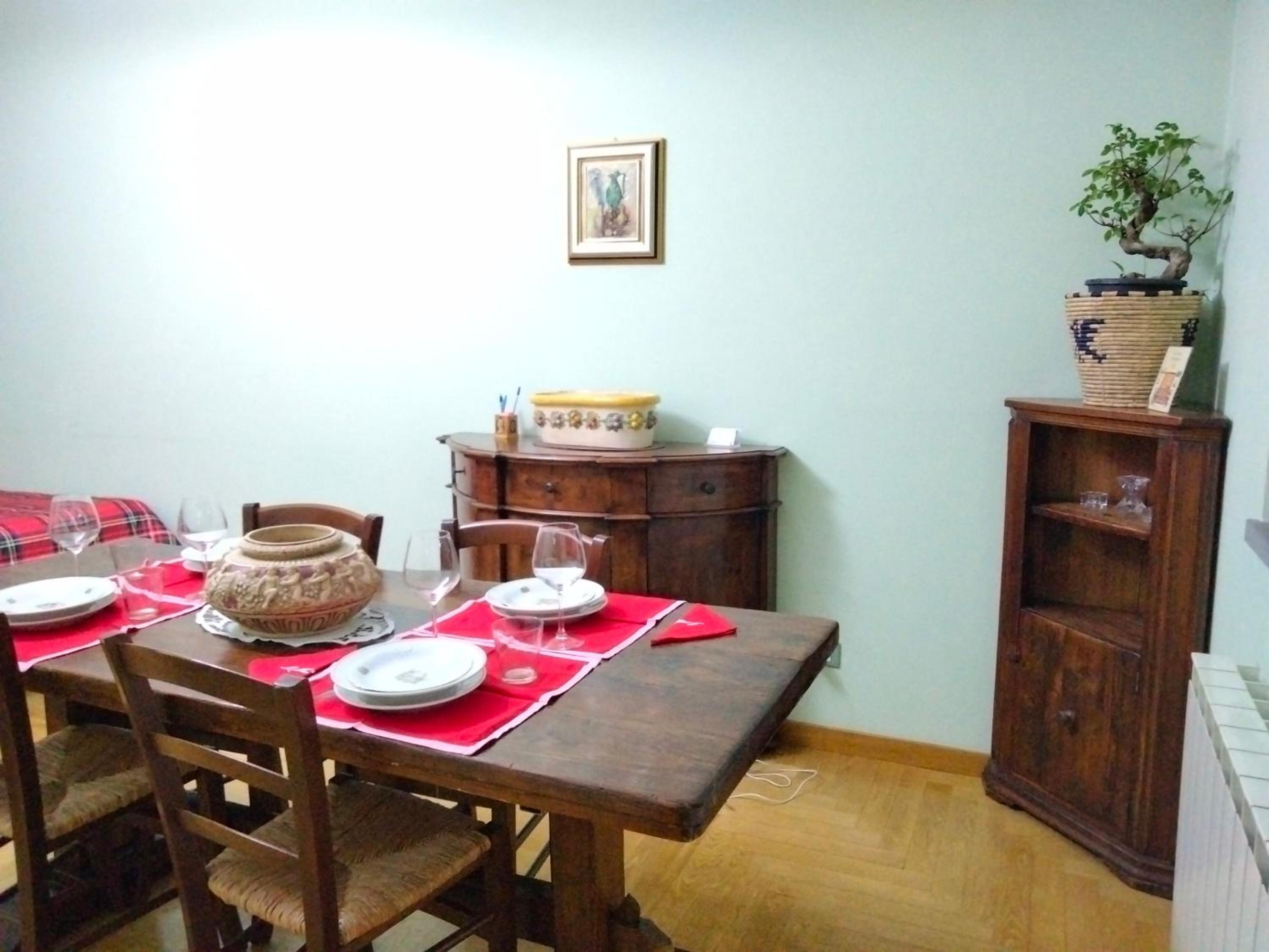 Two-Bedroom Apartment - Photo 31