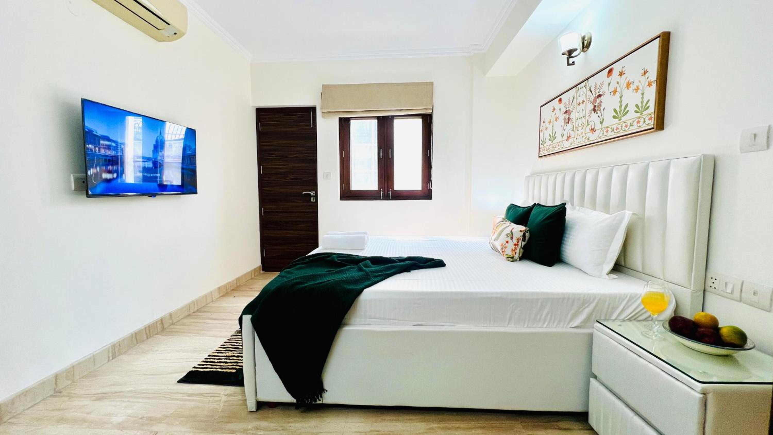Standard One Bedroom Apartment - Photo 7