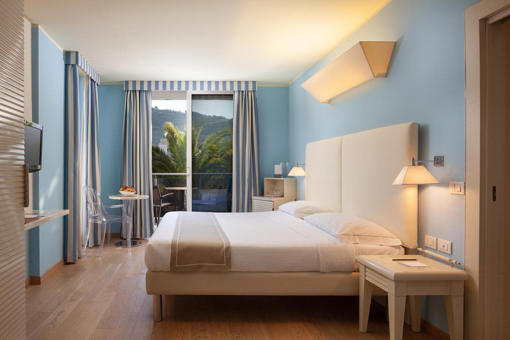 Standard Double or Twin Room with Balcony - Photo 1