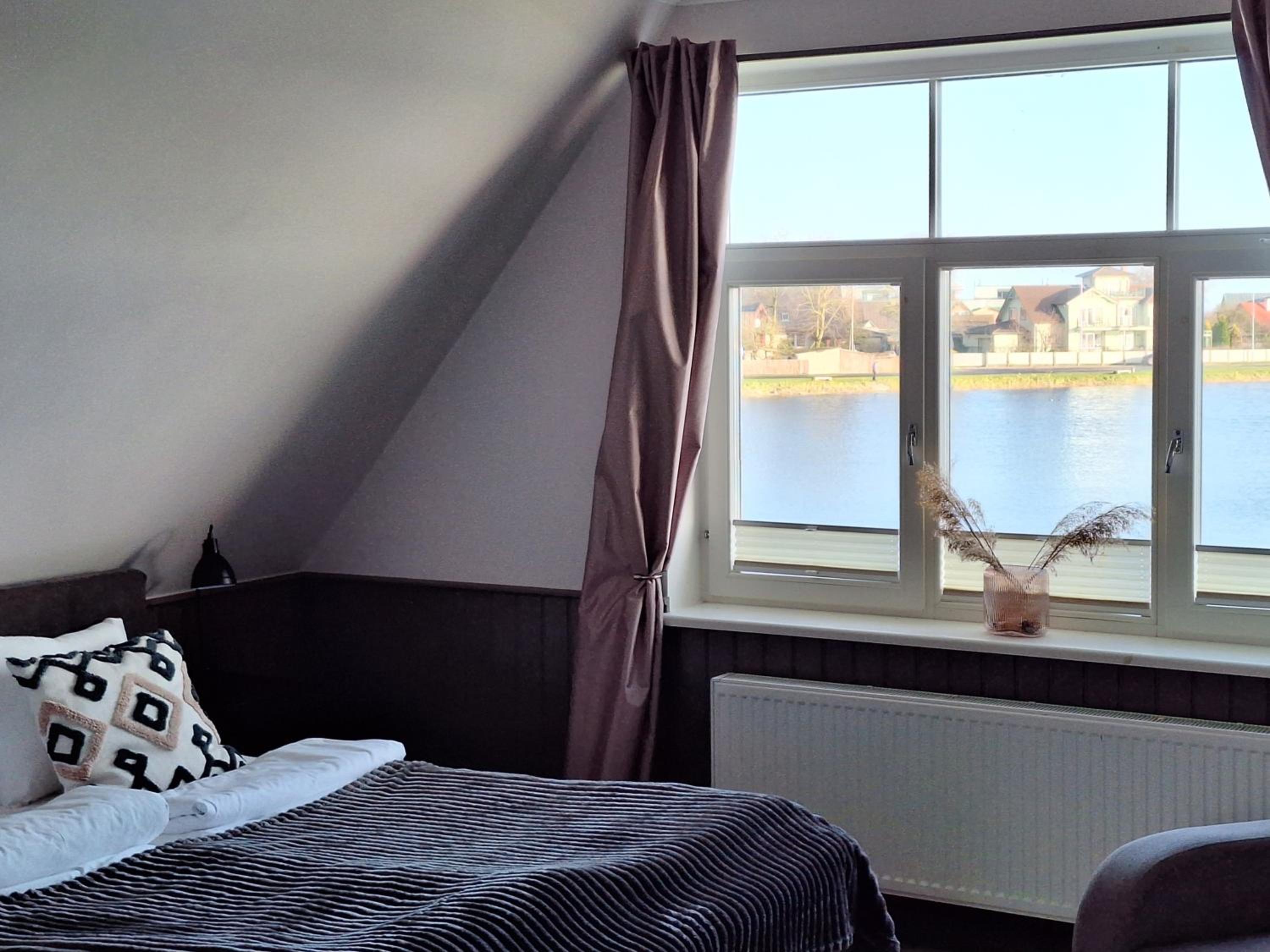 Studio Apartment with Sea View