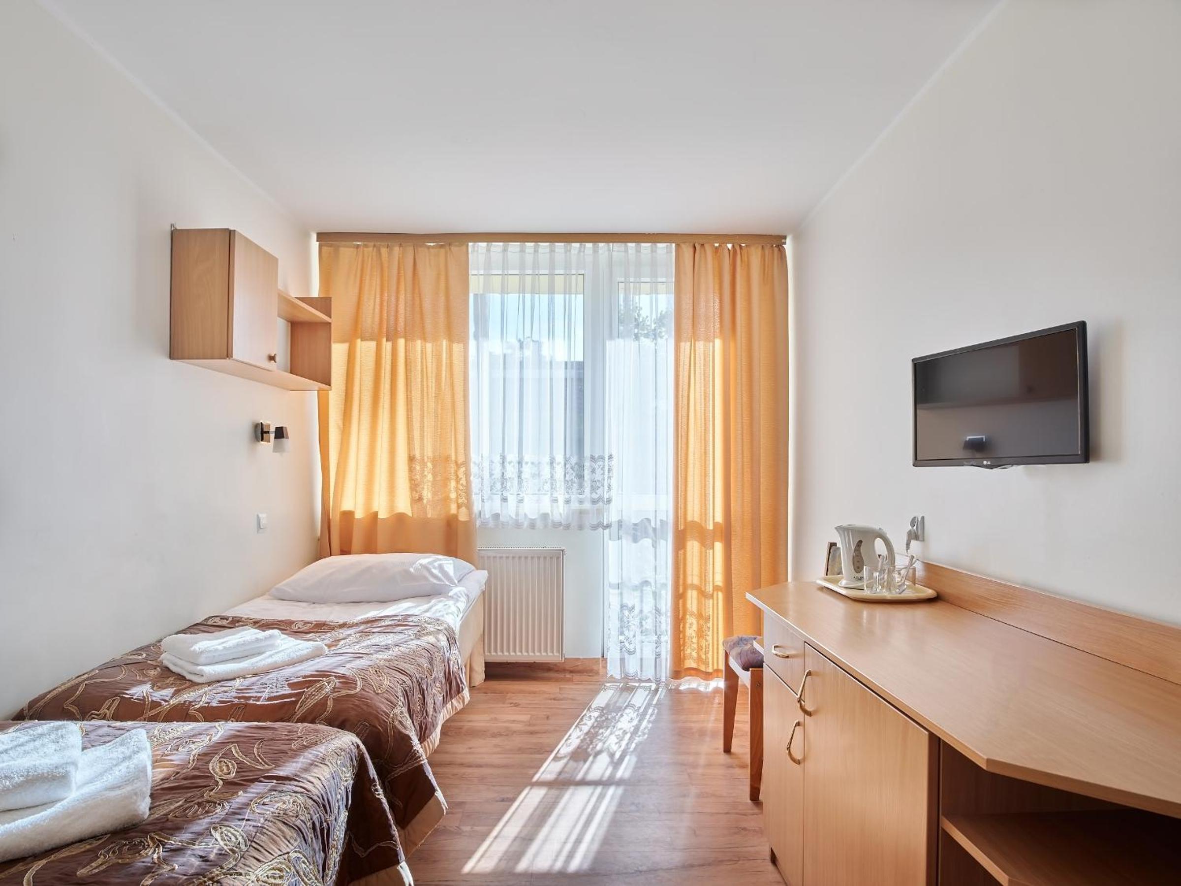 Standard Twin Room photo 1