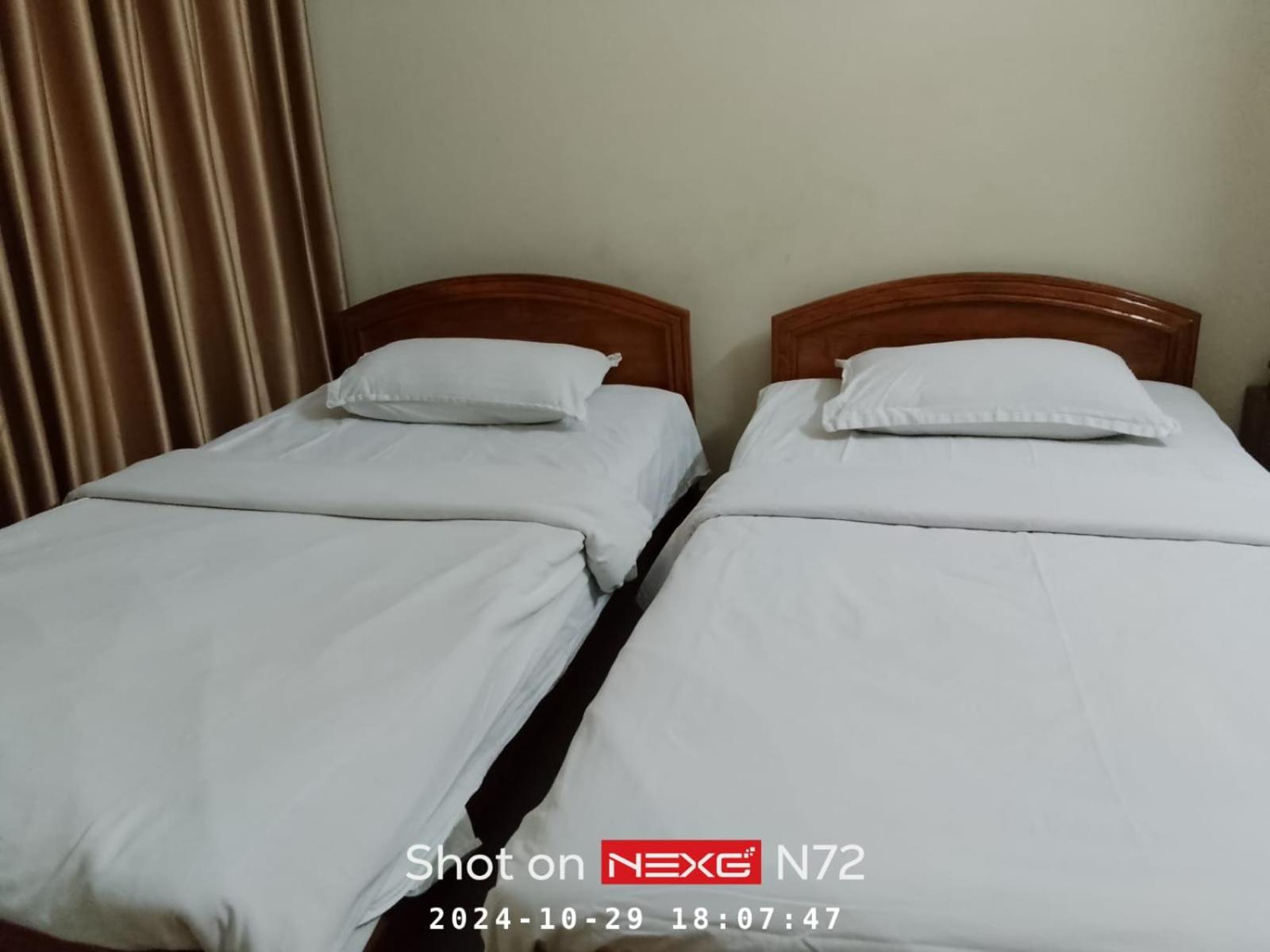 Deluxe Family Suite photo 3
