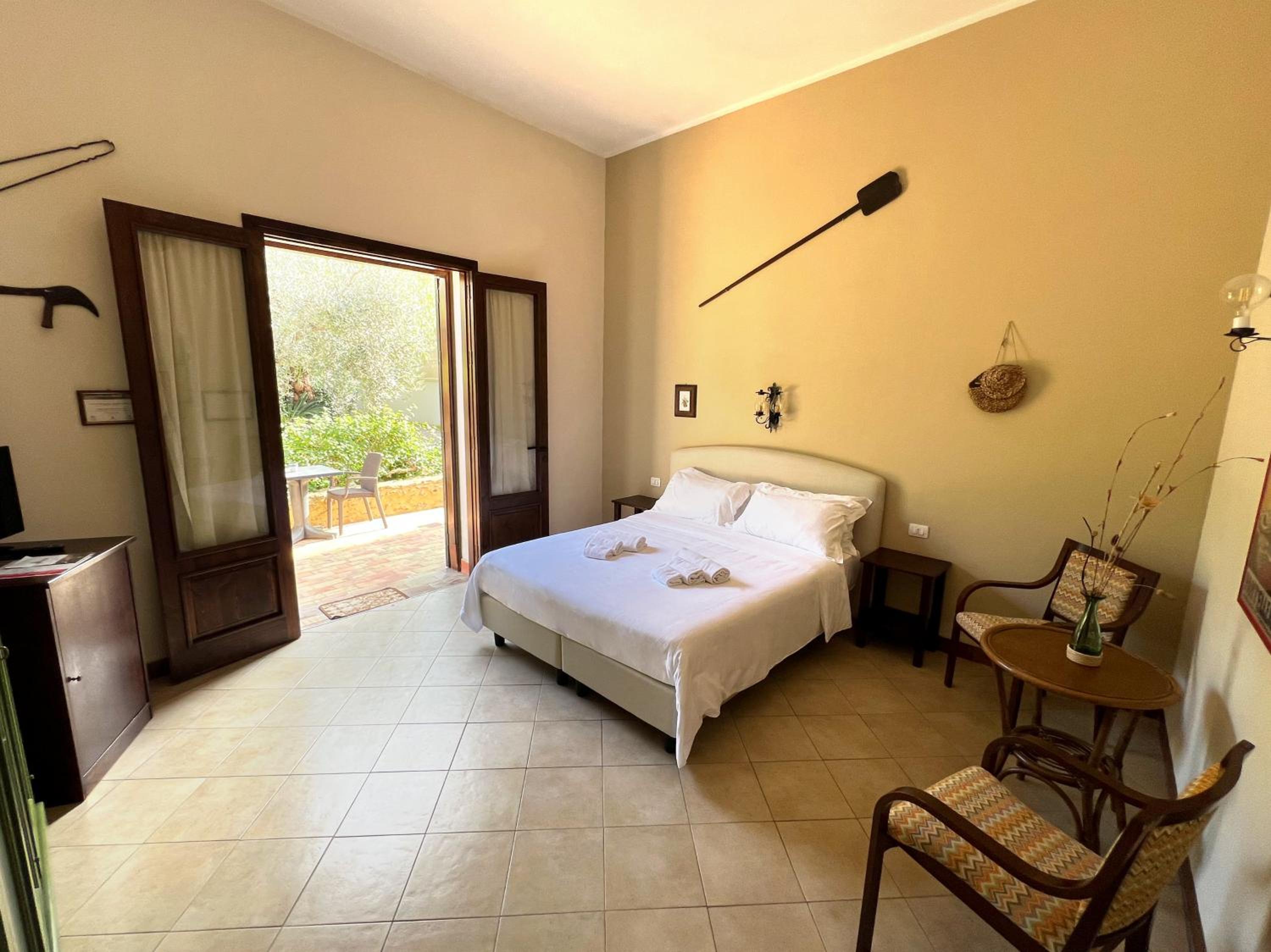 Double Room - Photo 1