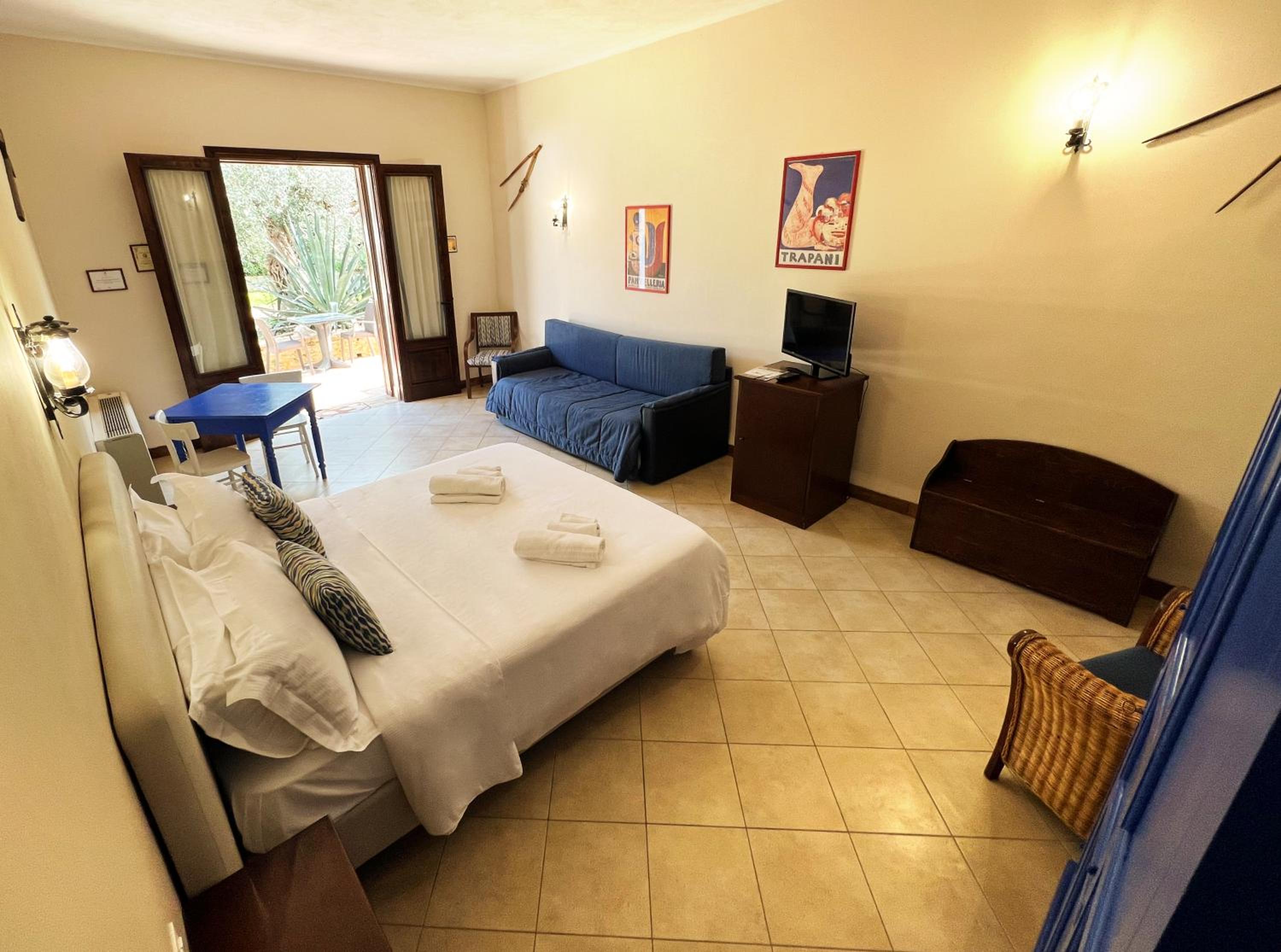Quadruple Room - Photo 2