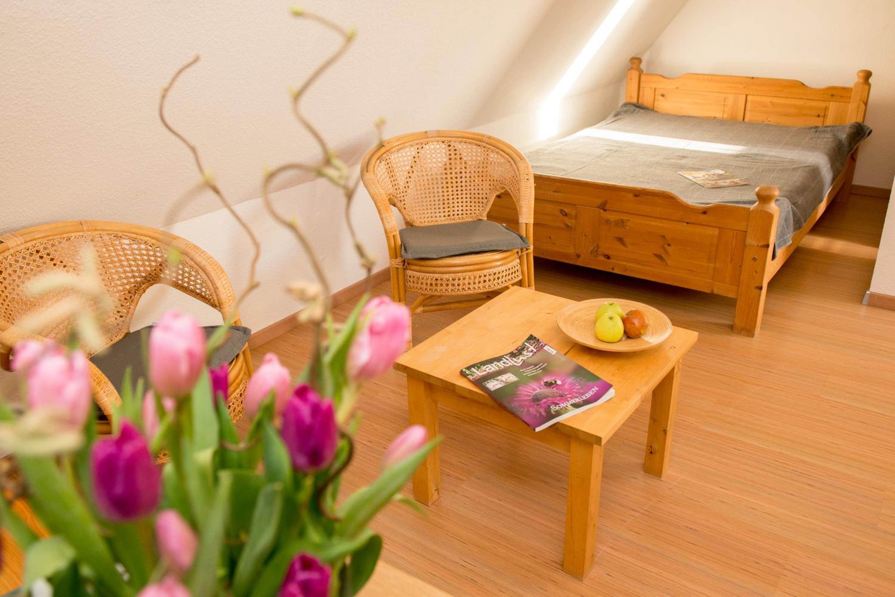 Budget Double Room - Photo 2