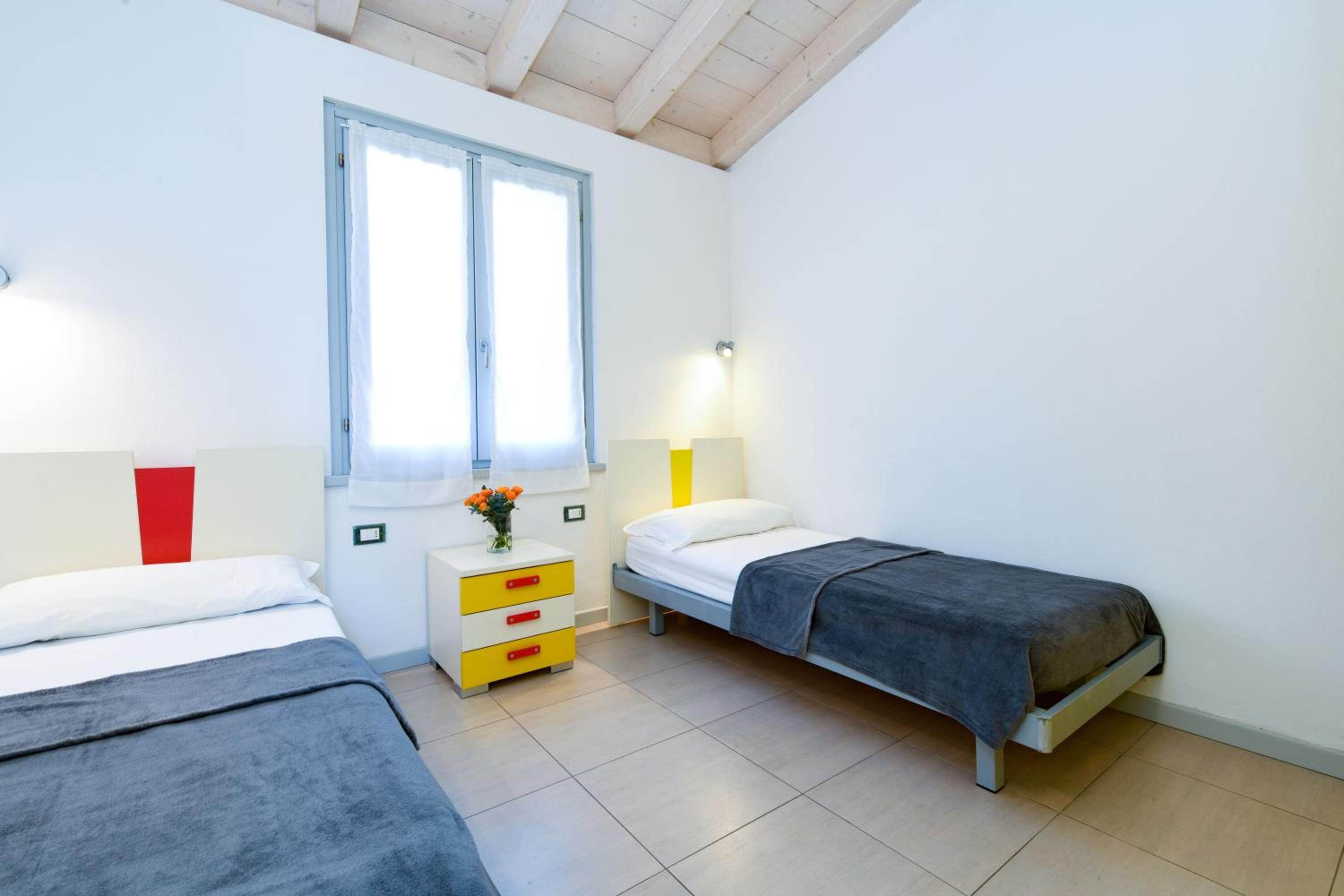 Two-Bedroom Apartment (Pets Allowed)