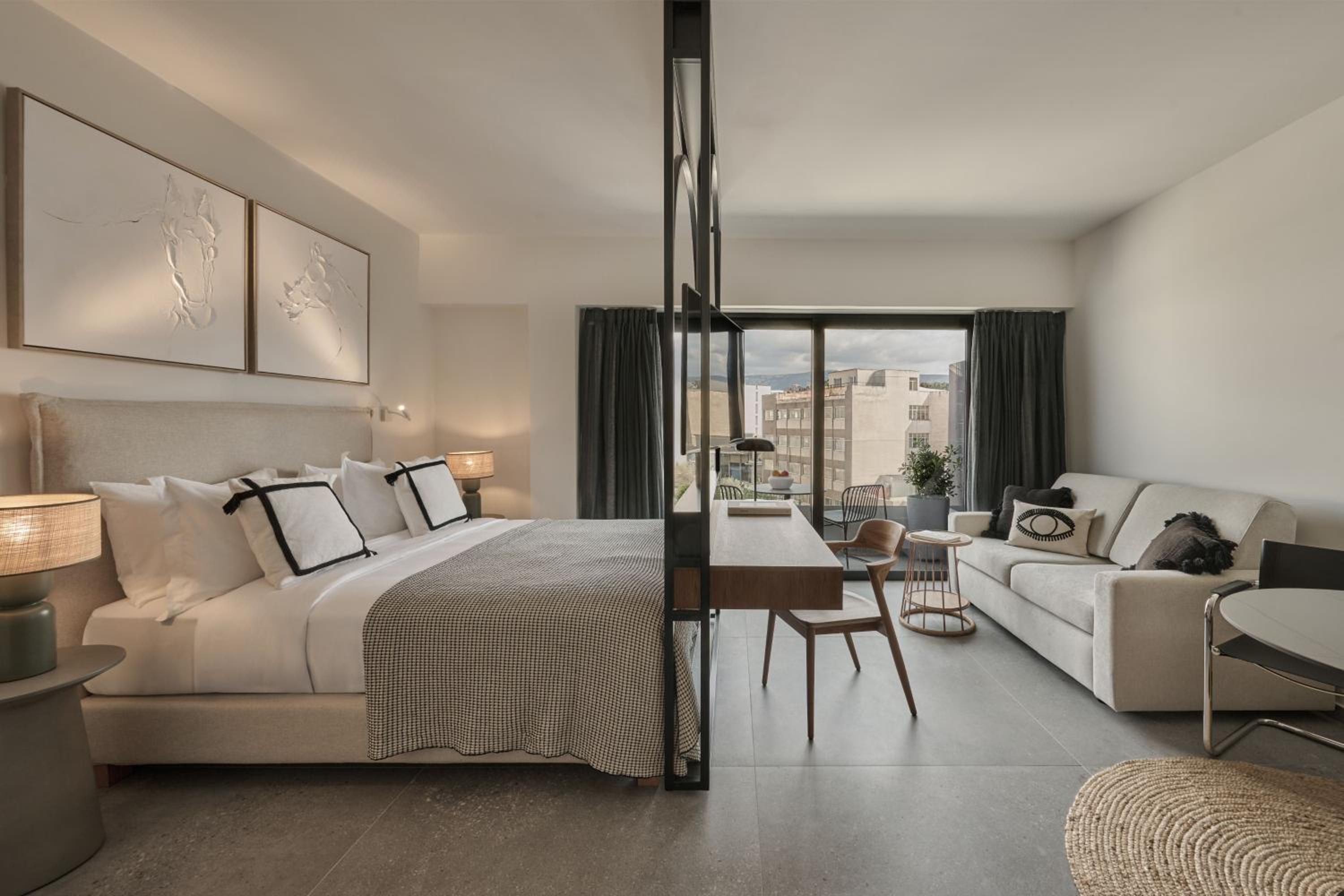 Superior Double Room with Balcony photo 1