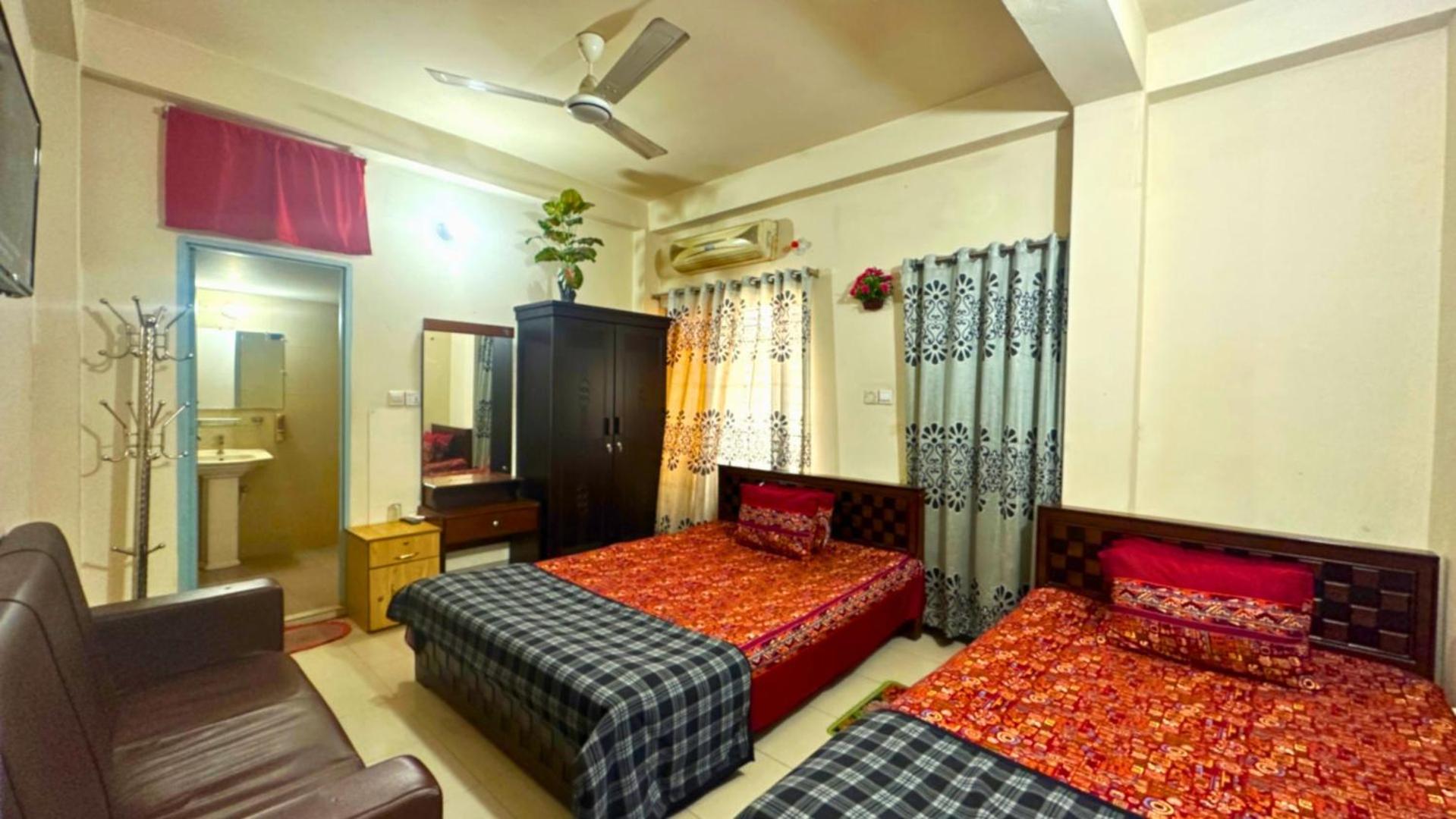 Economy Twin Room photo 3