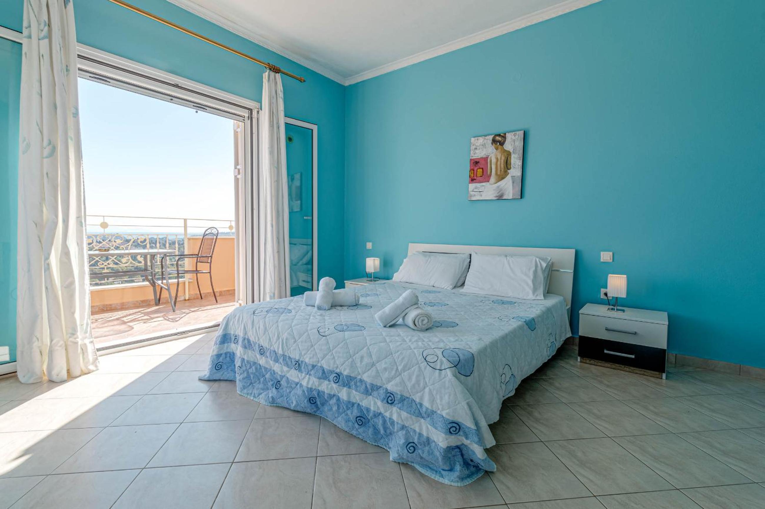 Three-Bedroom Villa photo 1