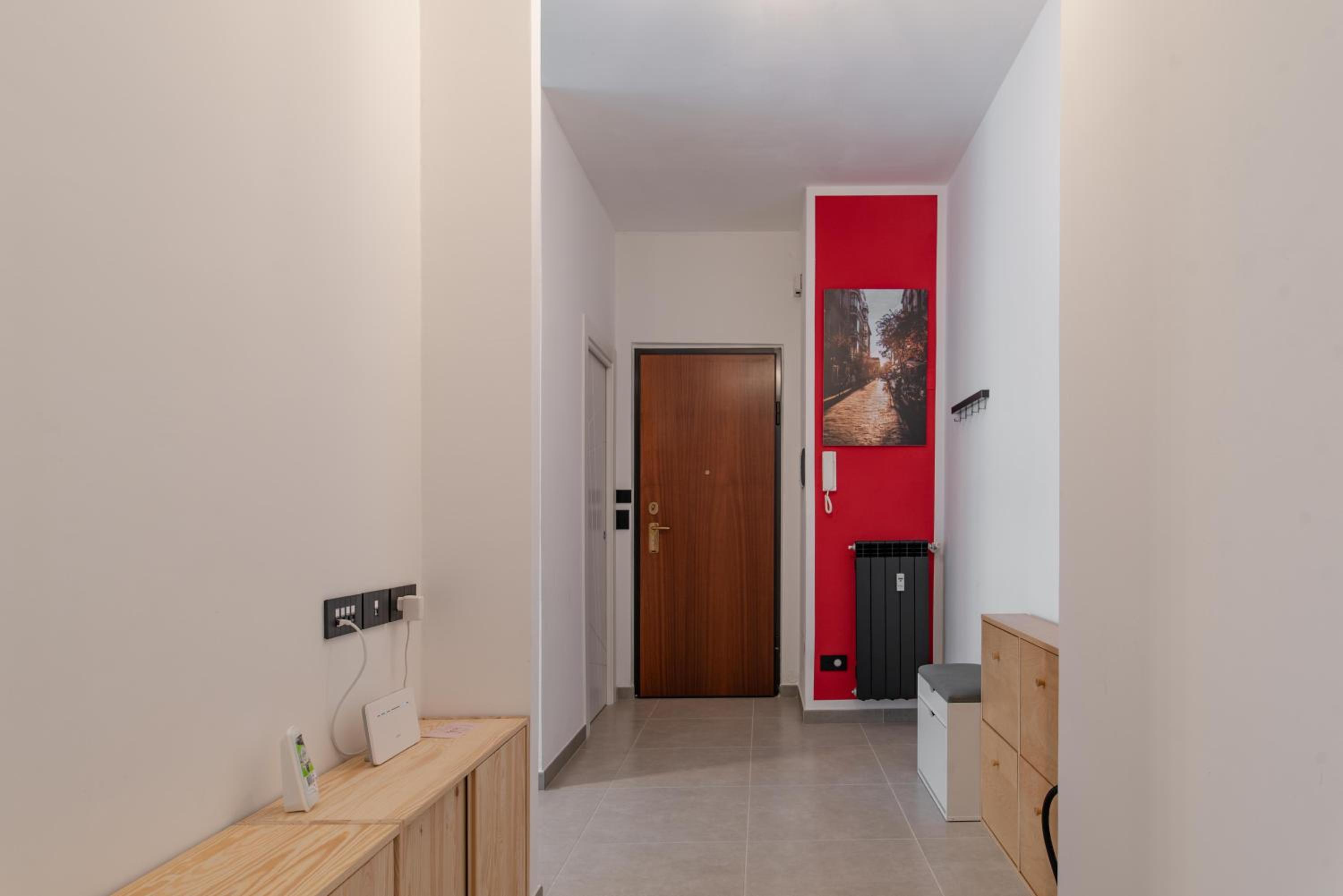 One-Bedroom Apartment